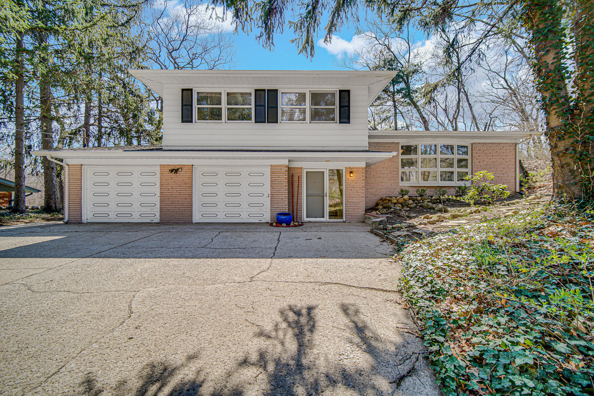 71 Ski Hill Road, Portage, IN 46368; Image #2