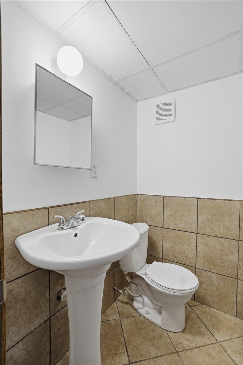 9937 Delaware Place, Highland, IN 46322; Image #25