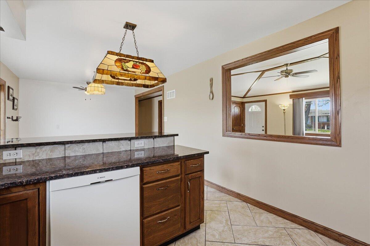 9937 Delaware Place, Highland, IN 46322; Image #7
