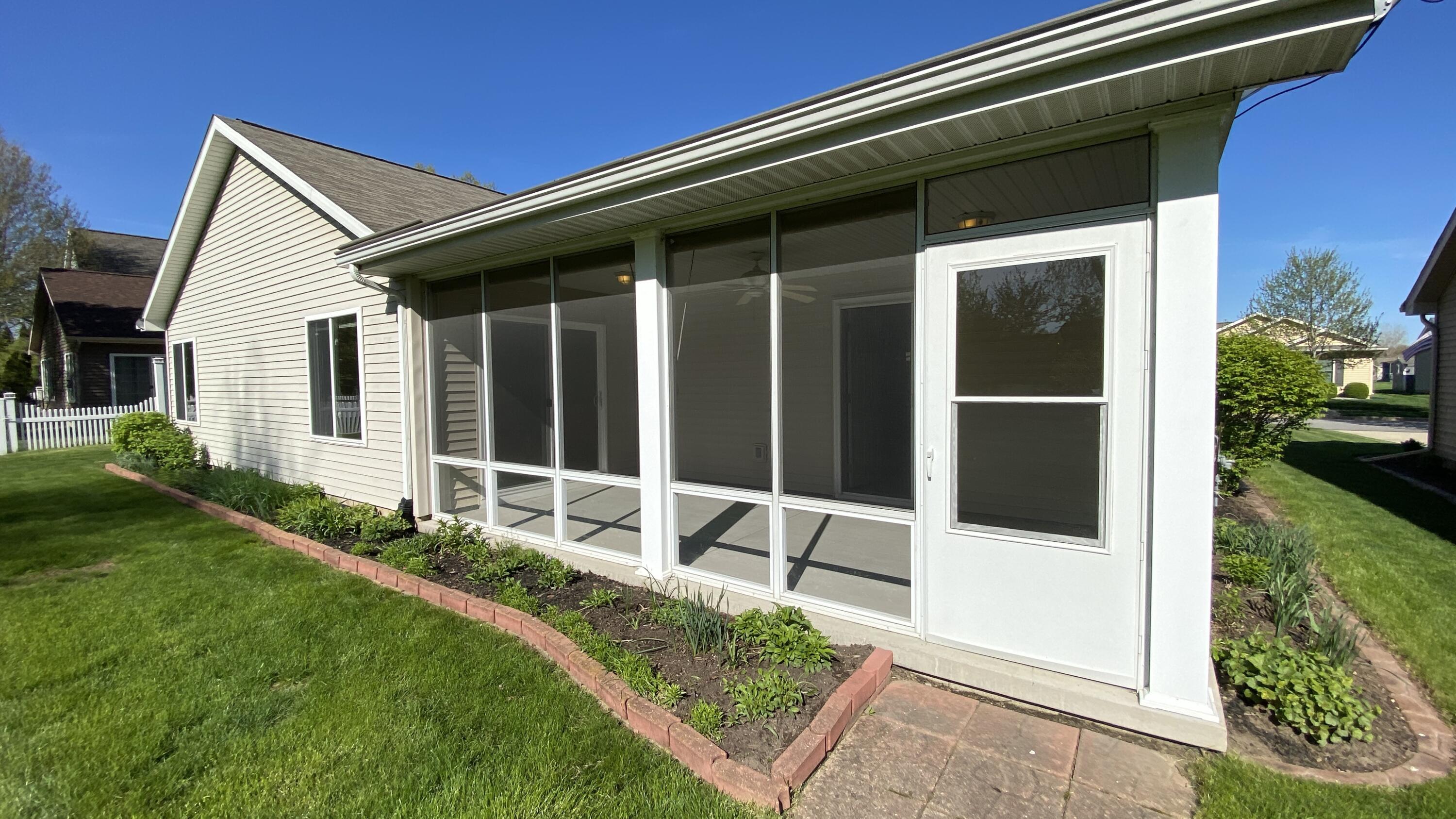 1454 Byfield Parkway, Valparaiso, IN 46385; Image #3
