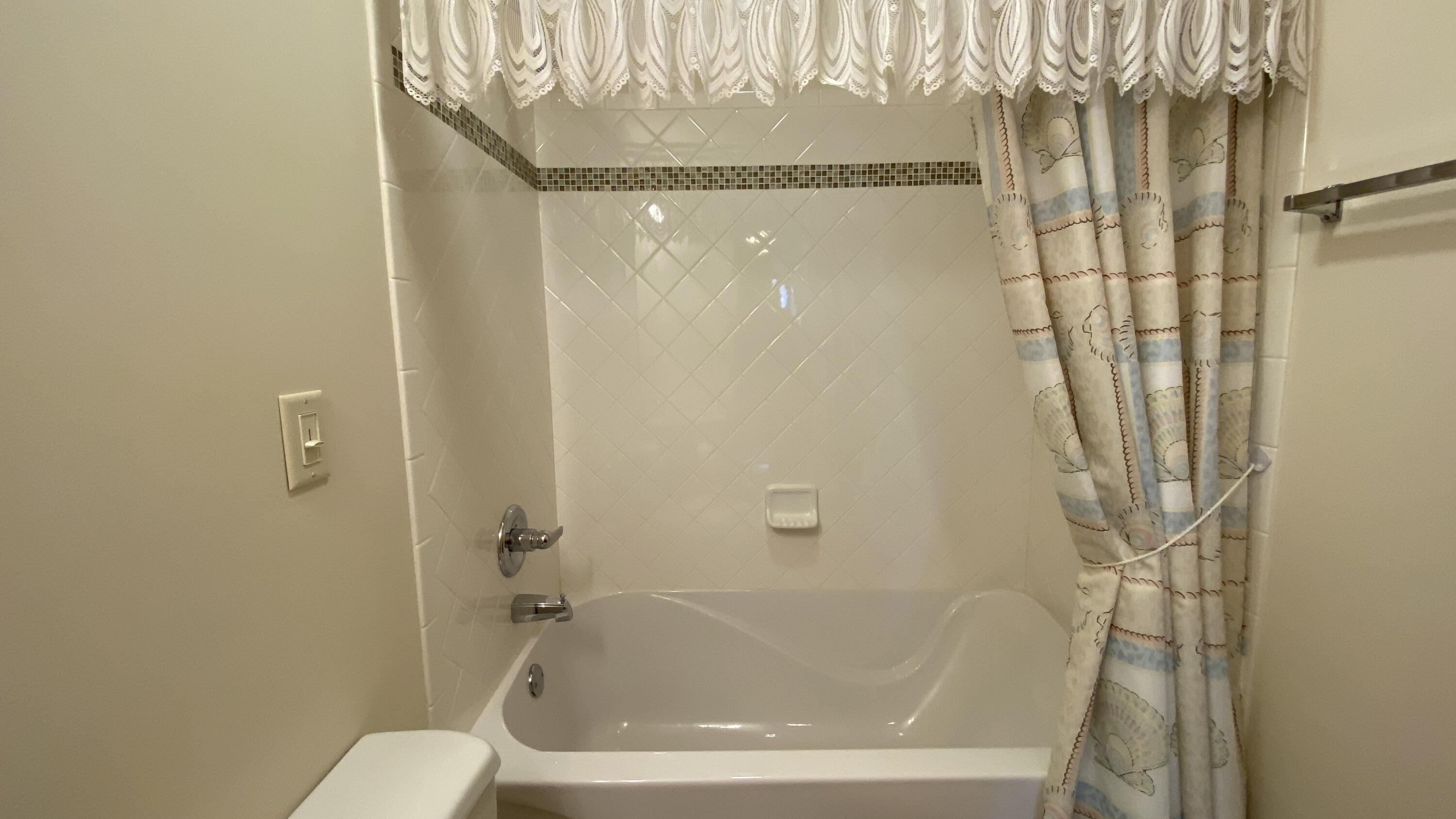 1454 Byfield Parkway, Valparaiso, IN 46385; Image #34
