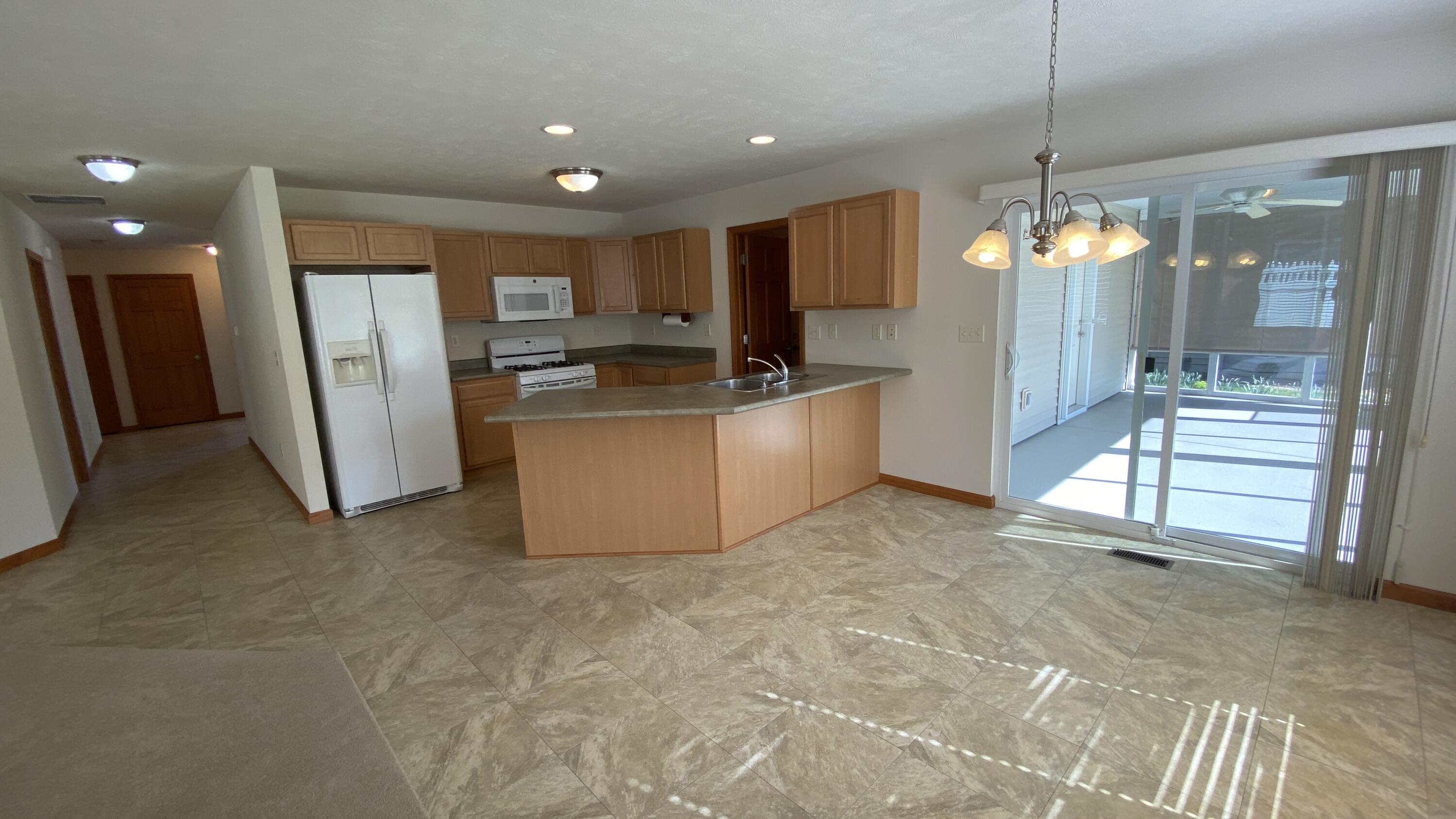 1454 Byfield Parkway, Valparaiso, IN 46385; Image #4
