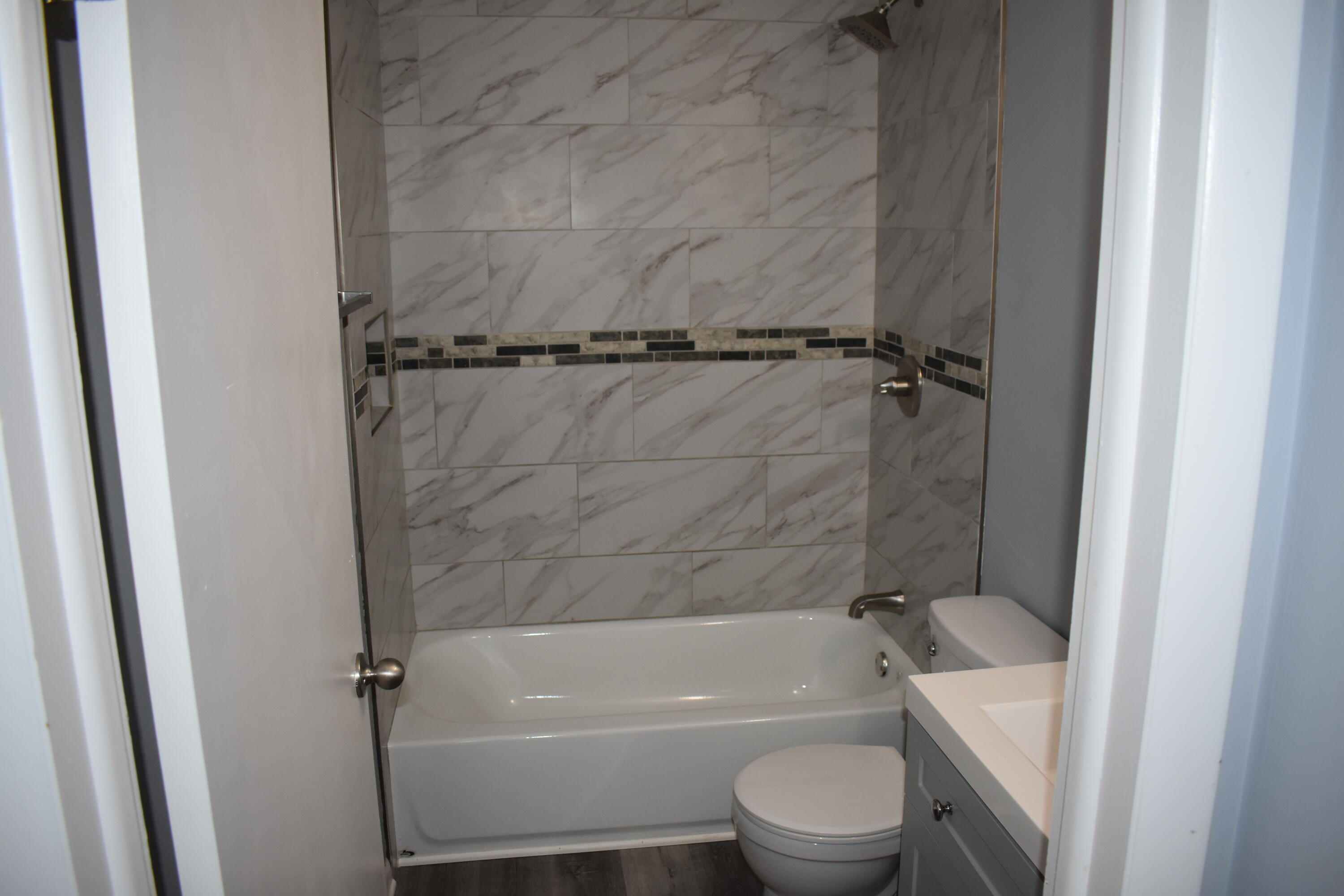 1415 W 62nd Avenue, Merrillville, IN 46410; Image #11