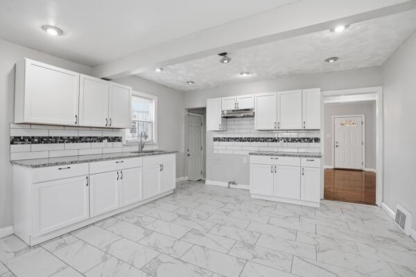263 Taft Street, Gary, IN 46404; Image #7