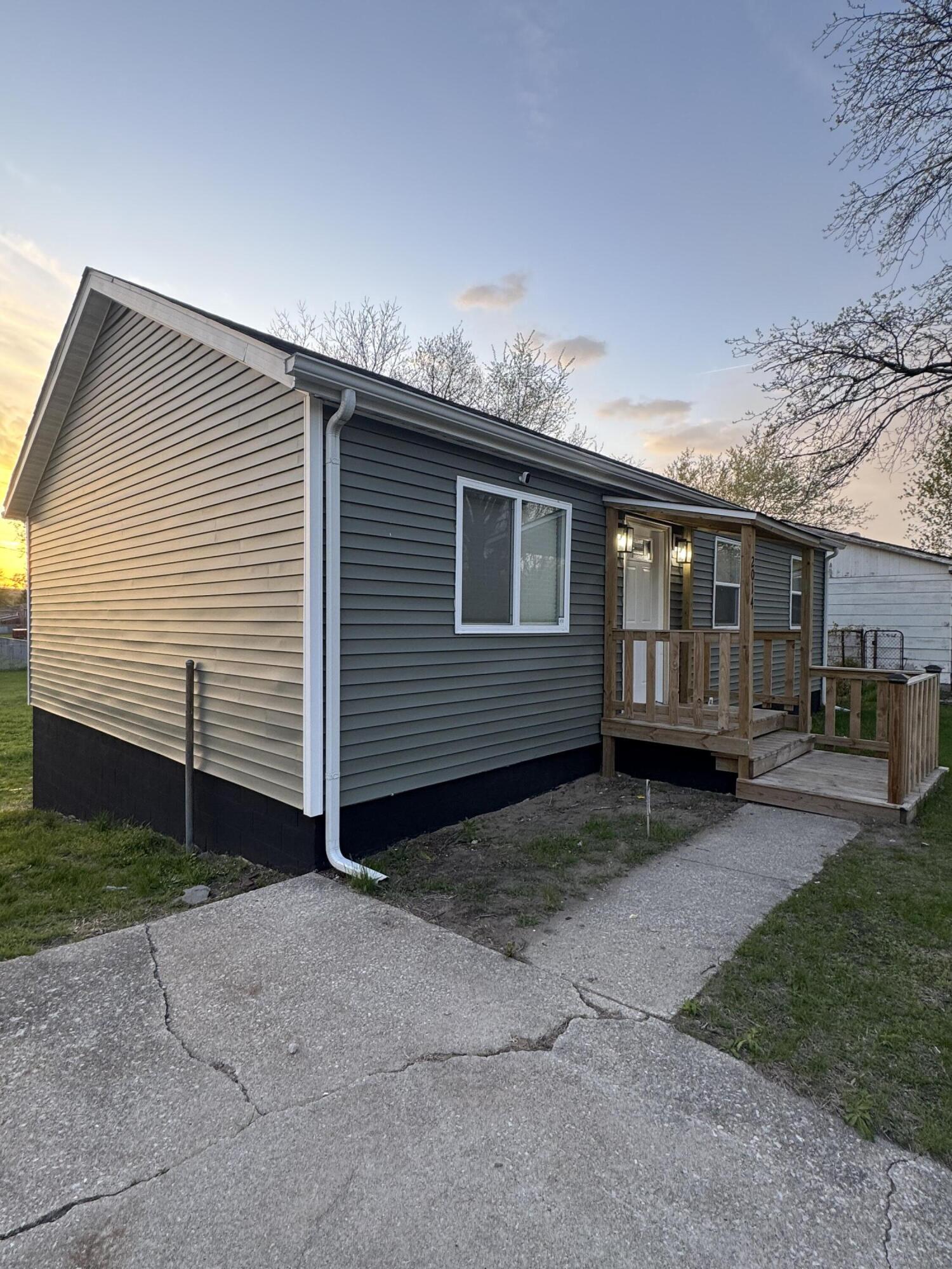 2014 Matthews Place, Gary, IN 46406; Image #2