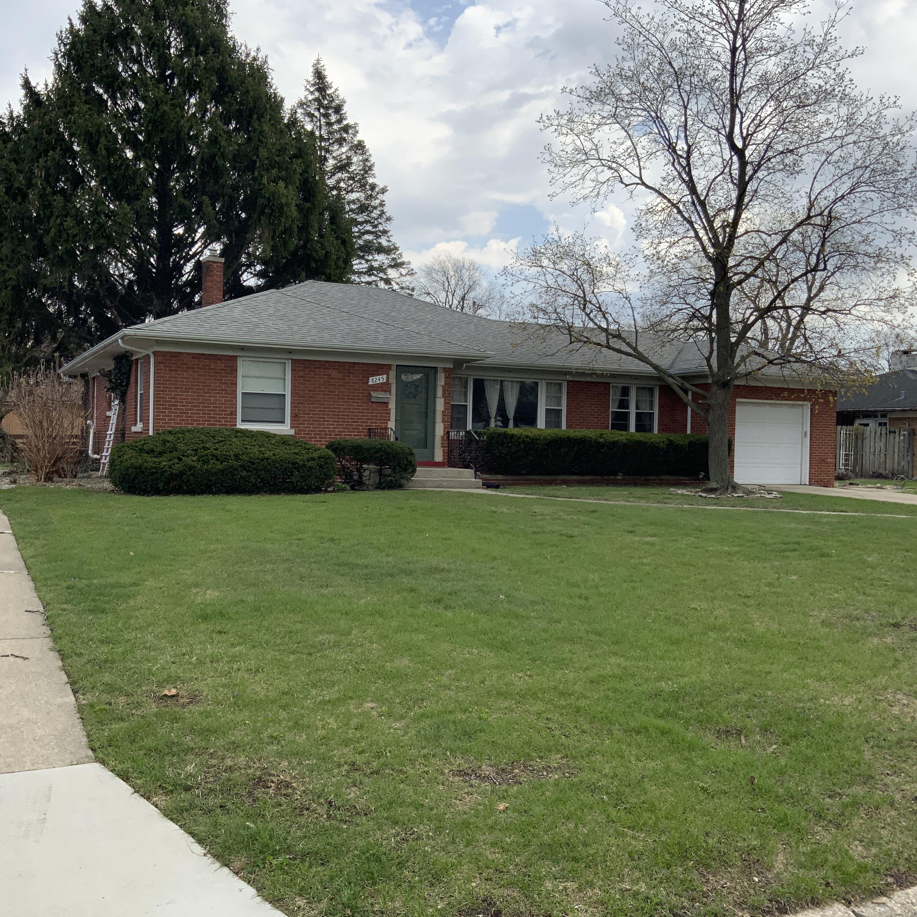 8245 Baring Avenue, Munster, IN 46321; Image #2