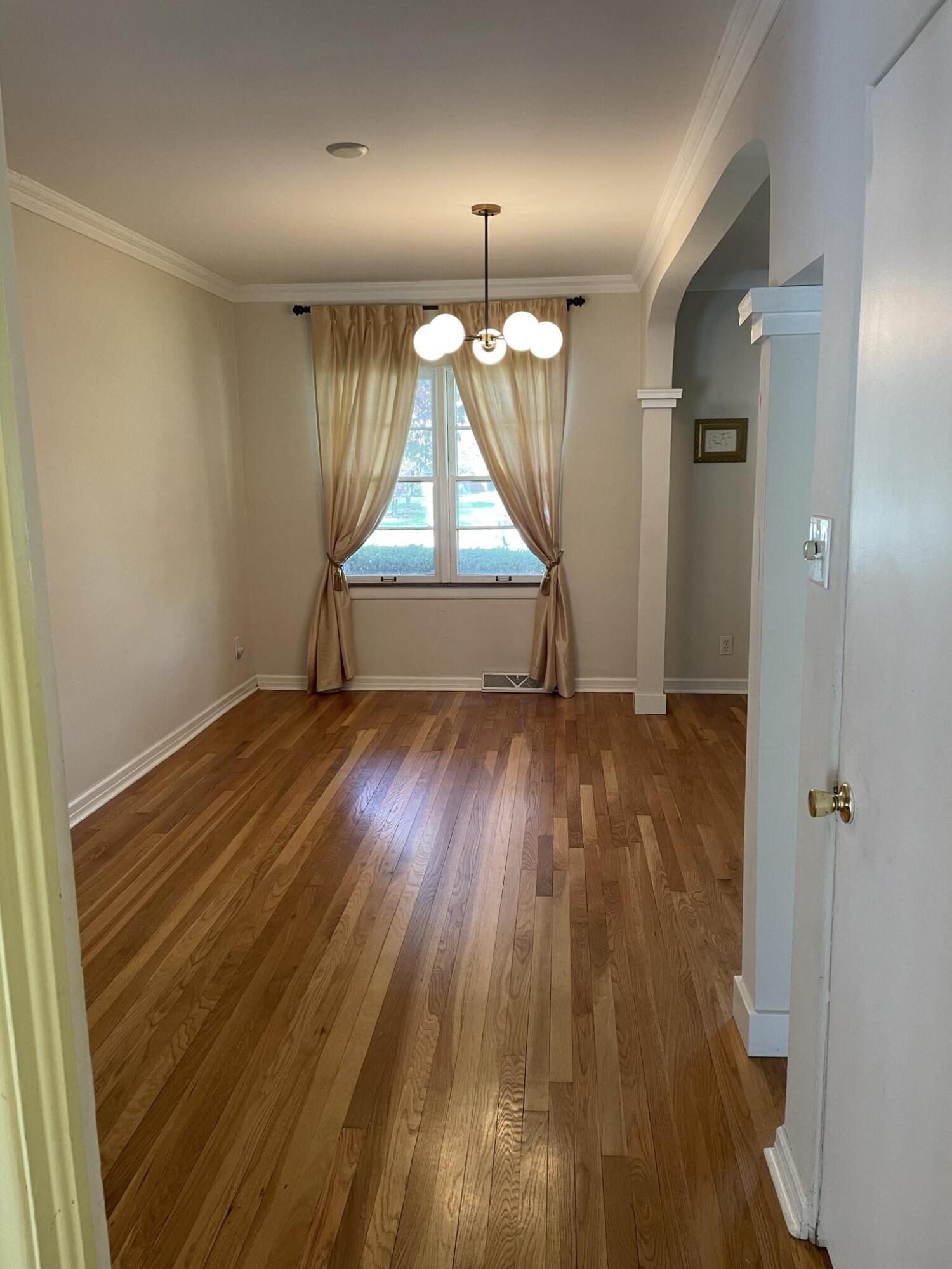 8245 Baring Avenue, Munster, IN 46321; Image #23