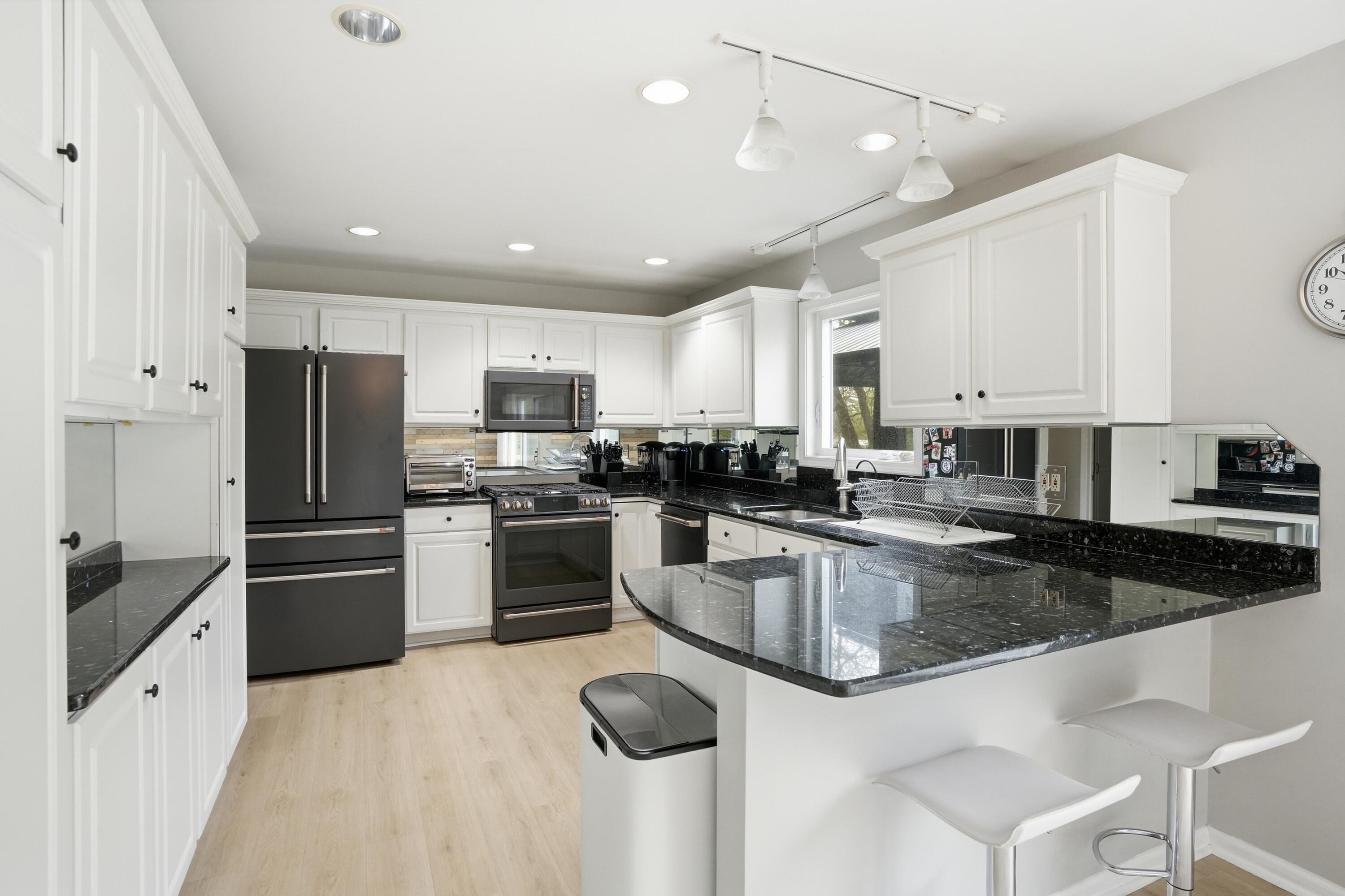 12025 Heron Lake Road, St. John, IN 46373; Image #12