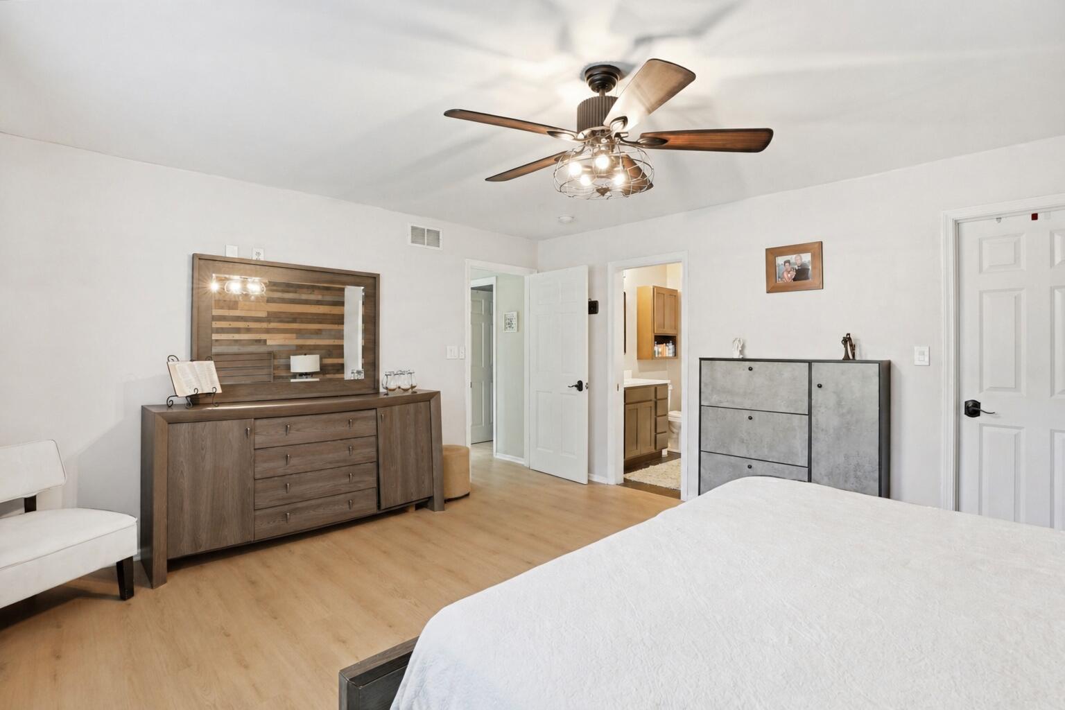 12025 Heron Lake Road, St. John, IN 46373; Image #17