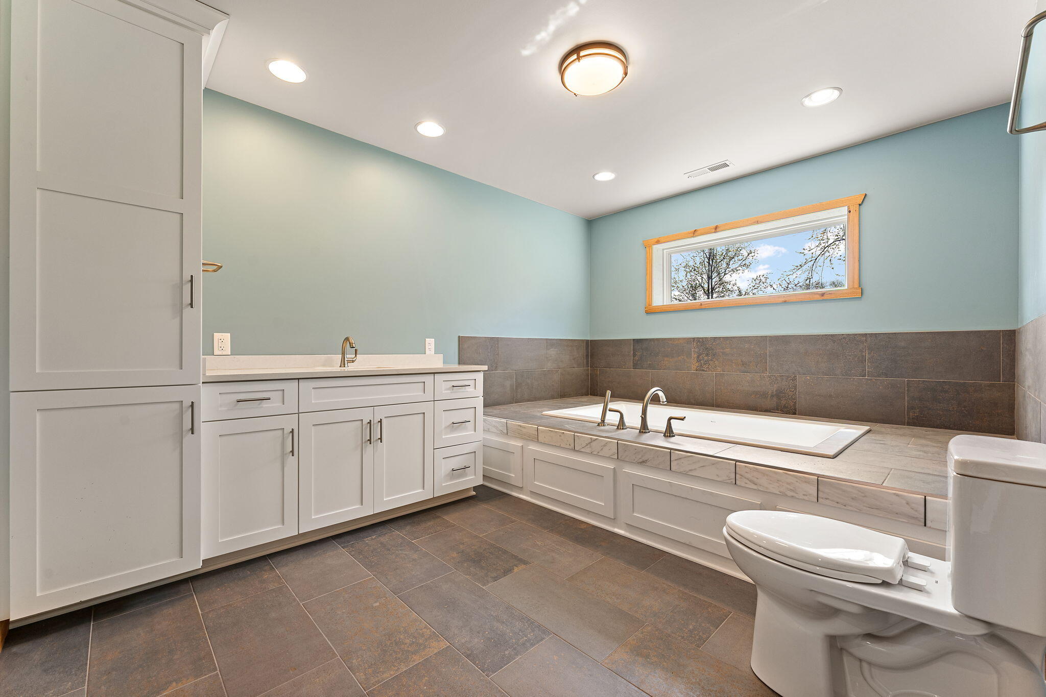 6631 Beach Street, Knox, IN 46534; Image #16