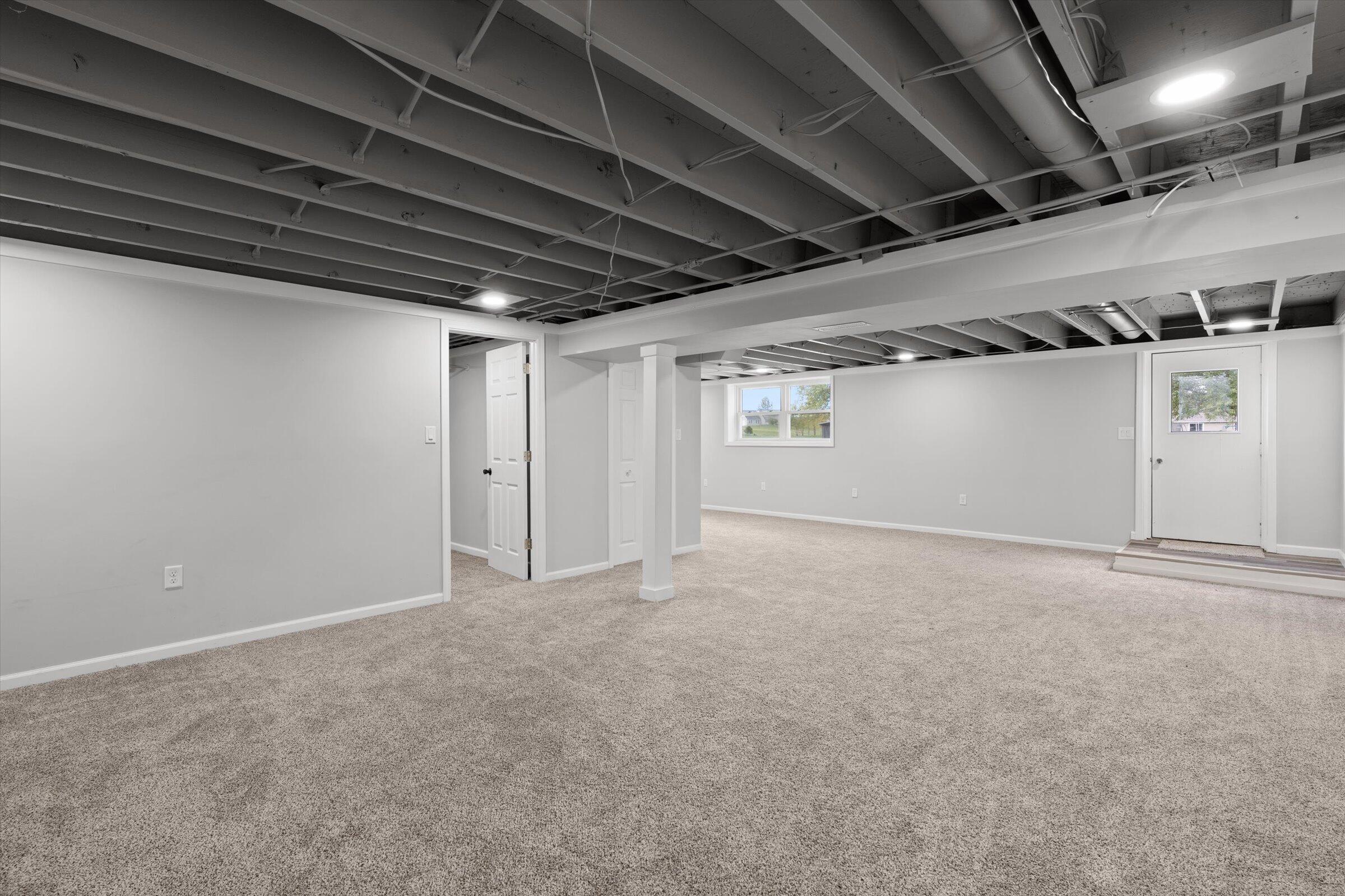 16 S 200 W, Valparaiso, IN 46385; Image #17