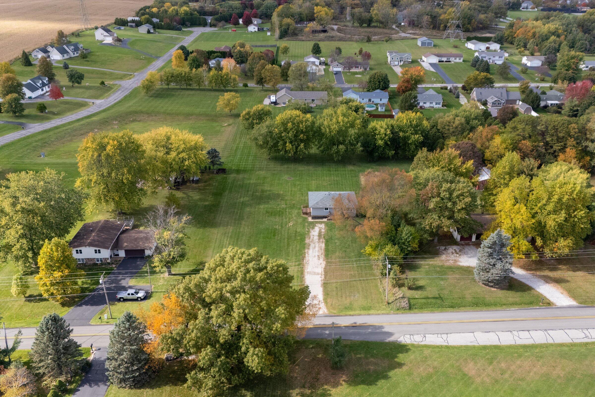 16 S 200 W, Valparaiso, IN 46385; Image #3