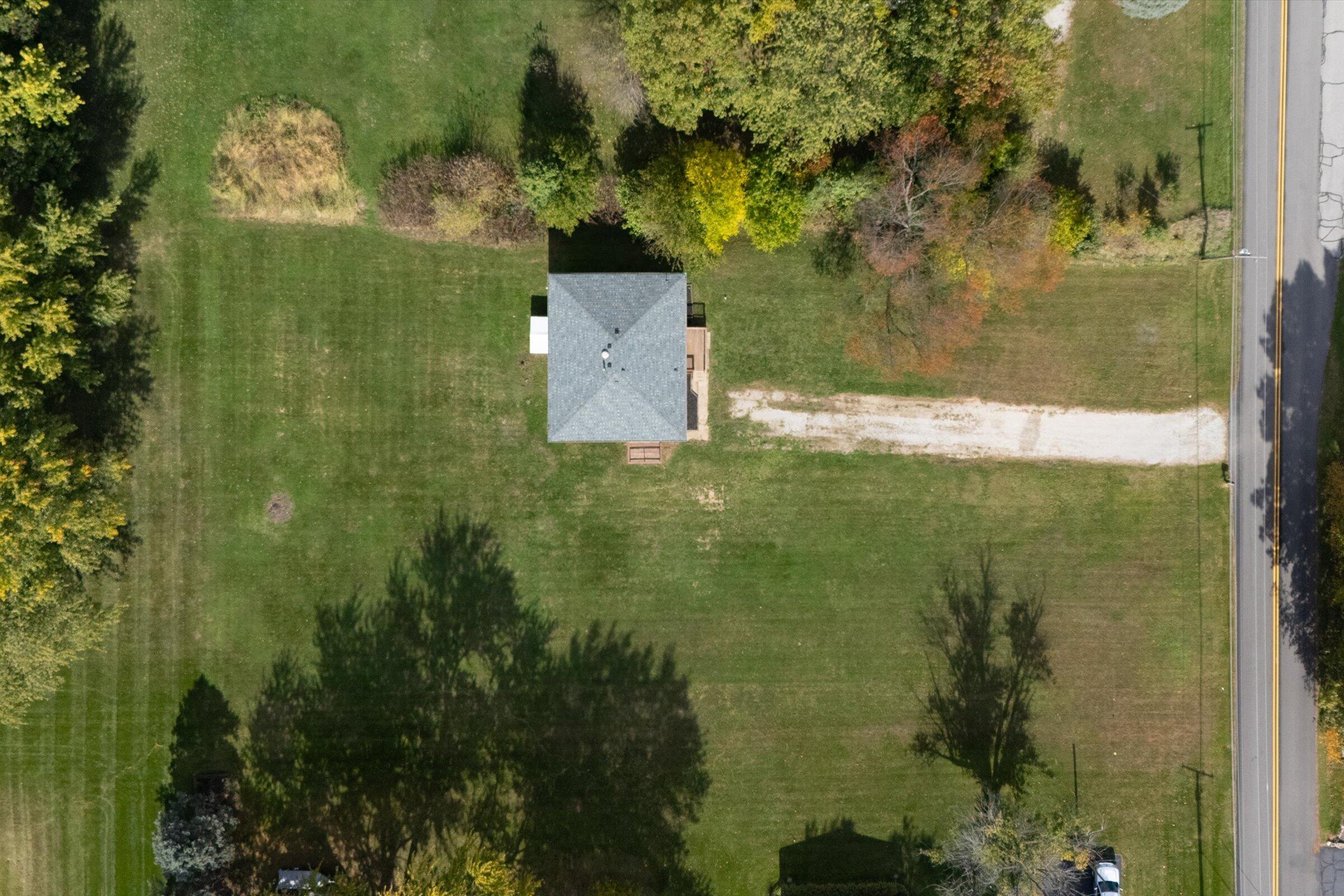 16 S 200 W, Valparaiso, IN 46385; Image #4