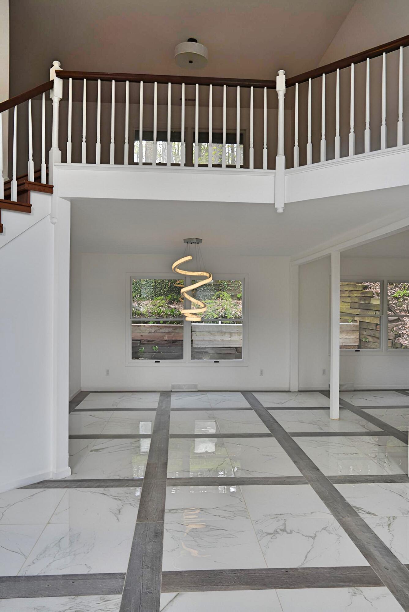 456 Roxbury Road, Valparaiso, IN 46385; Image #12