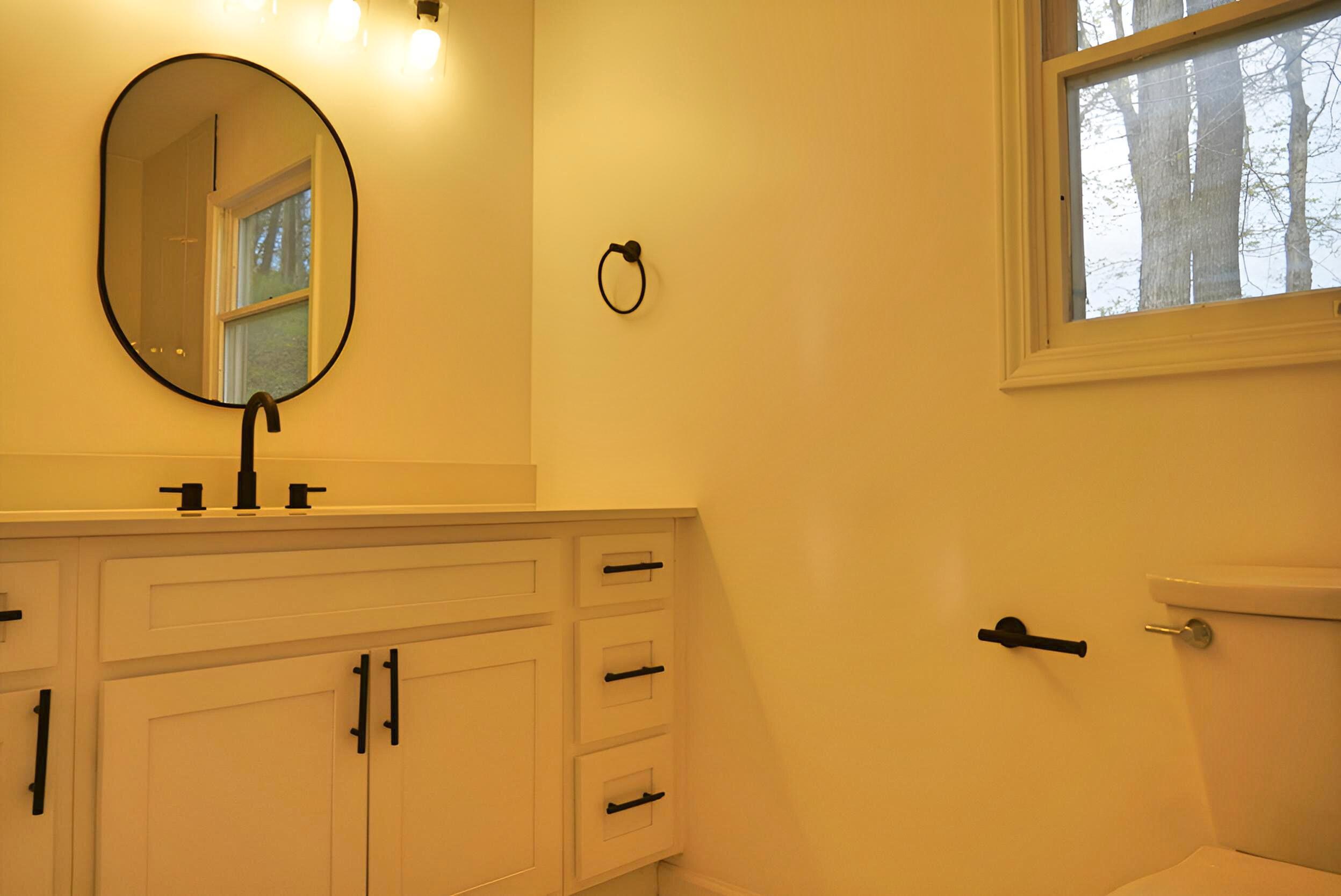 456 Roxbury Road, Valparaiso, IN 46385; Image #22