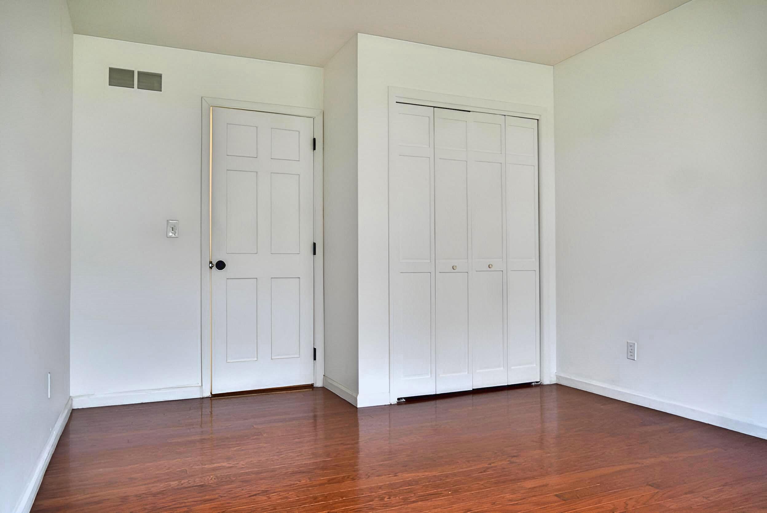 456 Roxbury Road, Valparaiso, IN 46385; Image #5