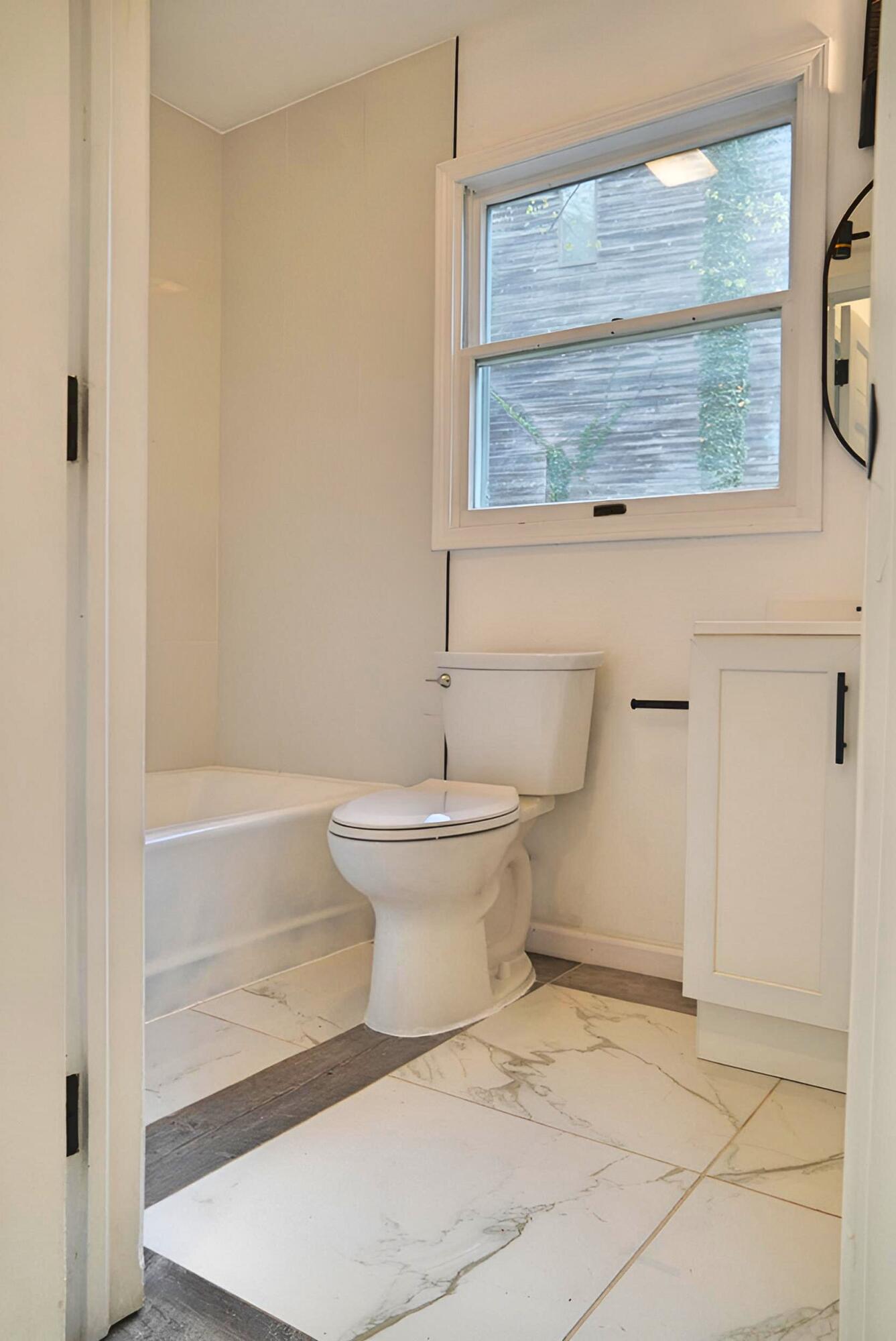 456 Roxbury Road, Valparaiso, IN 46385; Image #7