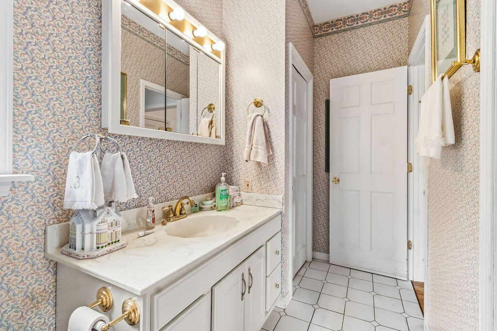 209 E Hawkins Court, Culver, IN 46511; Image #14