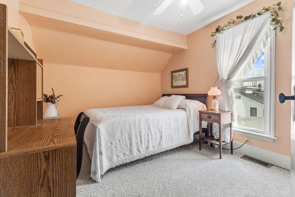209 E Hawkins Court, Culver, IN 46511; Image #32