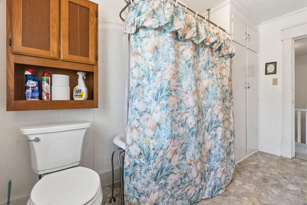 209 E Hawkins Court, Culver, IN 46511; Image #35