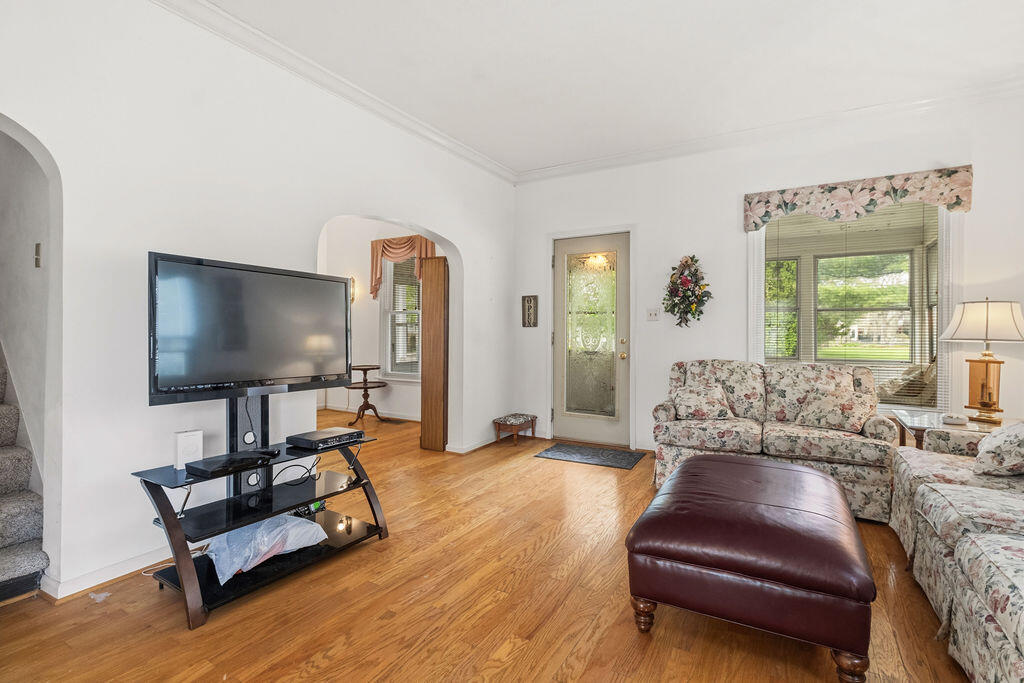 209 E Hawkins Court, Culver, IN 46511; Image #9
