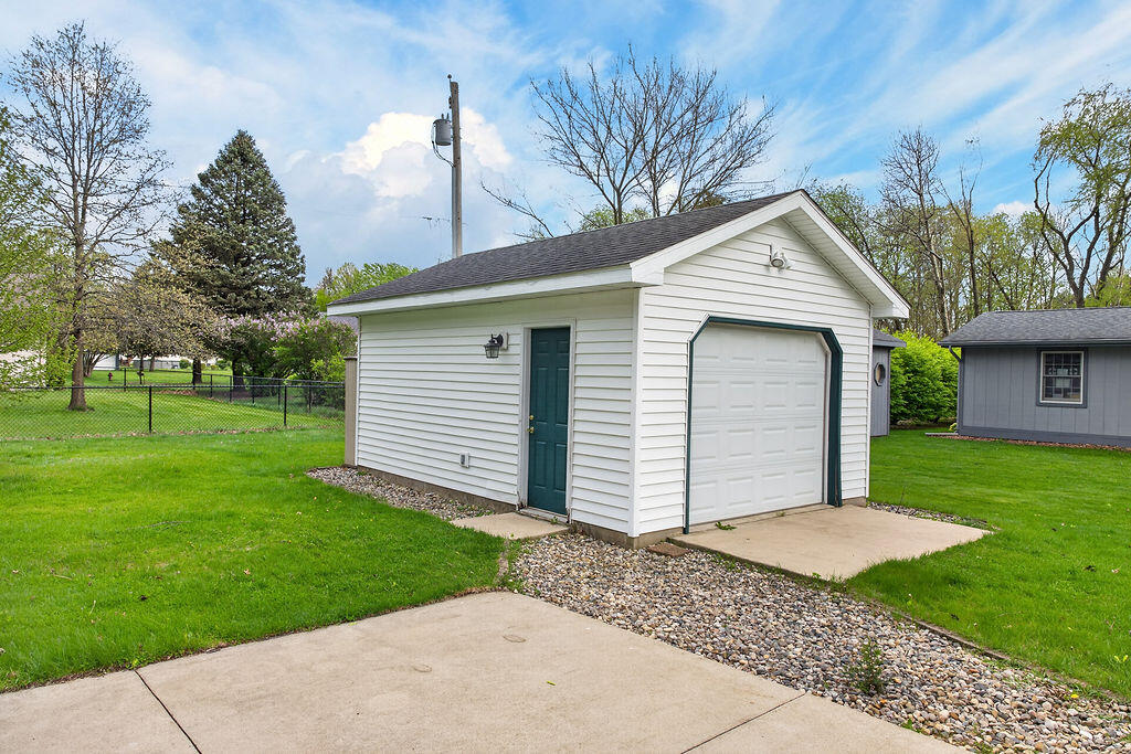 1929 Kapok Street SW, DeMotte, IN 46310; Image #7