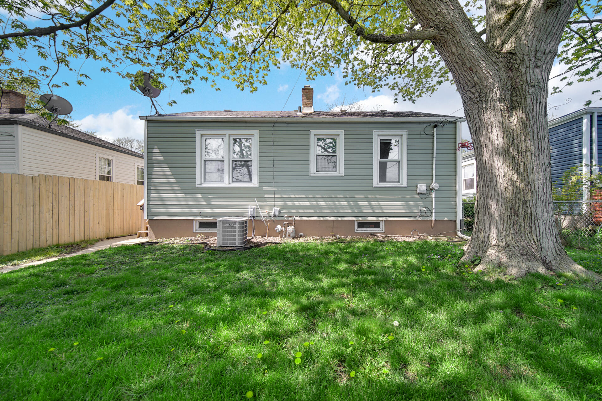 133 N Delaware Street, Hobart, IN 46342; Image #16