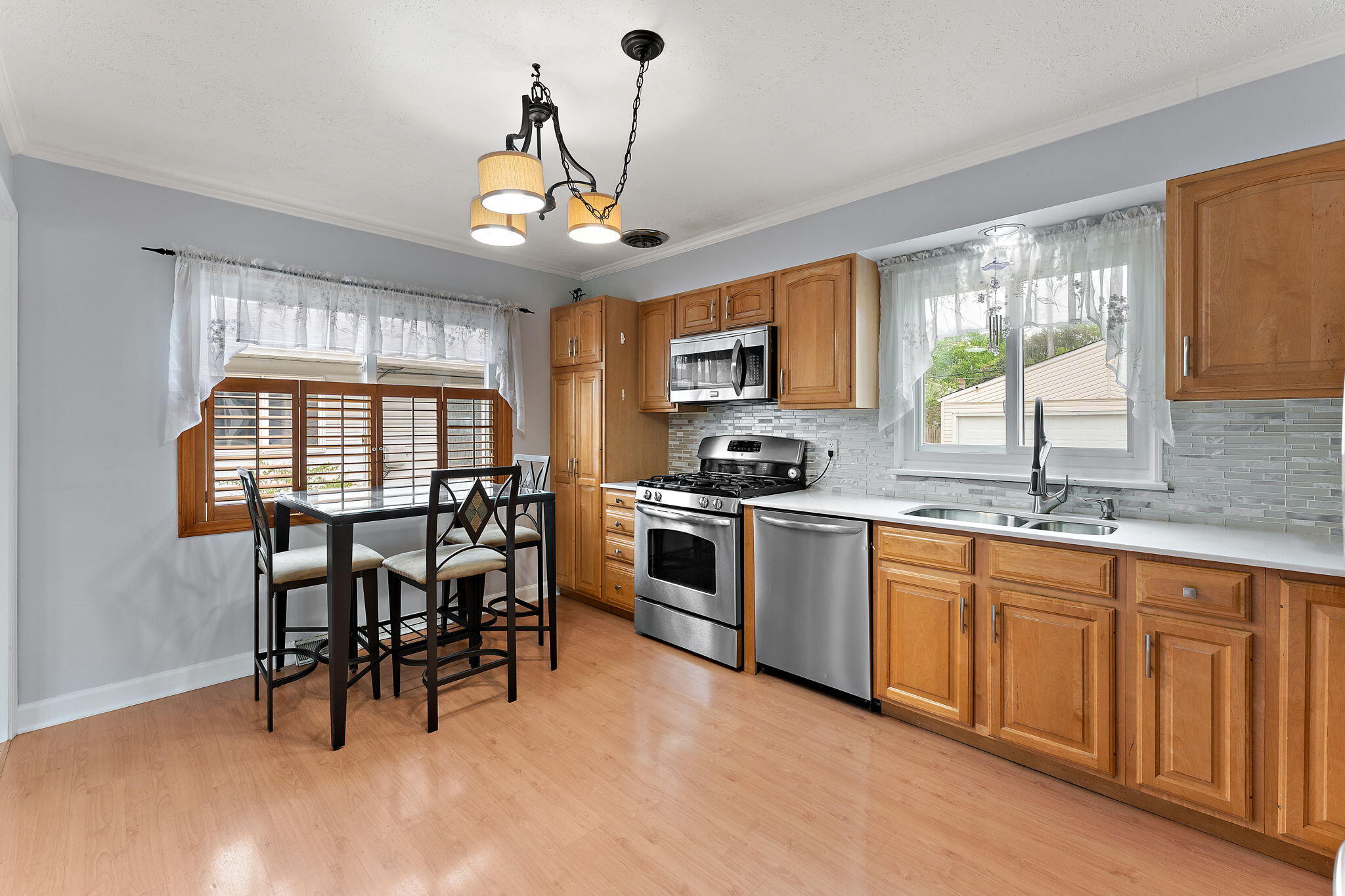8341 Kooy Drive, Munster, IN 46321; Image #10