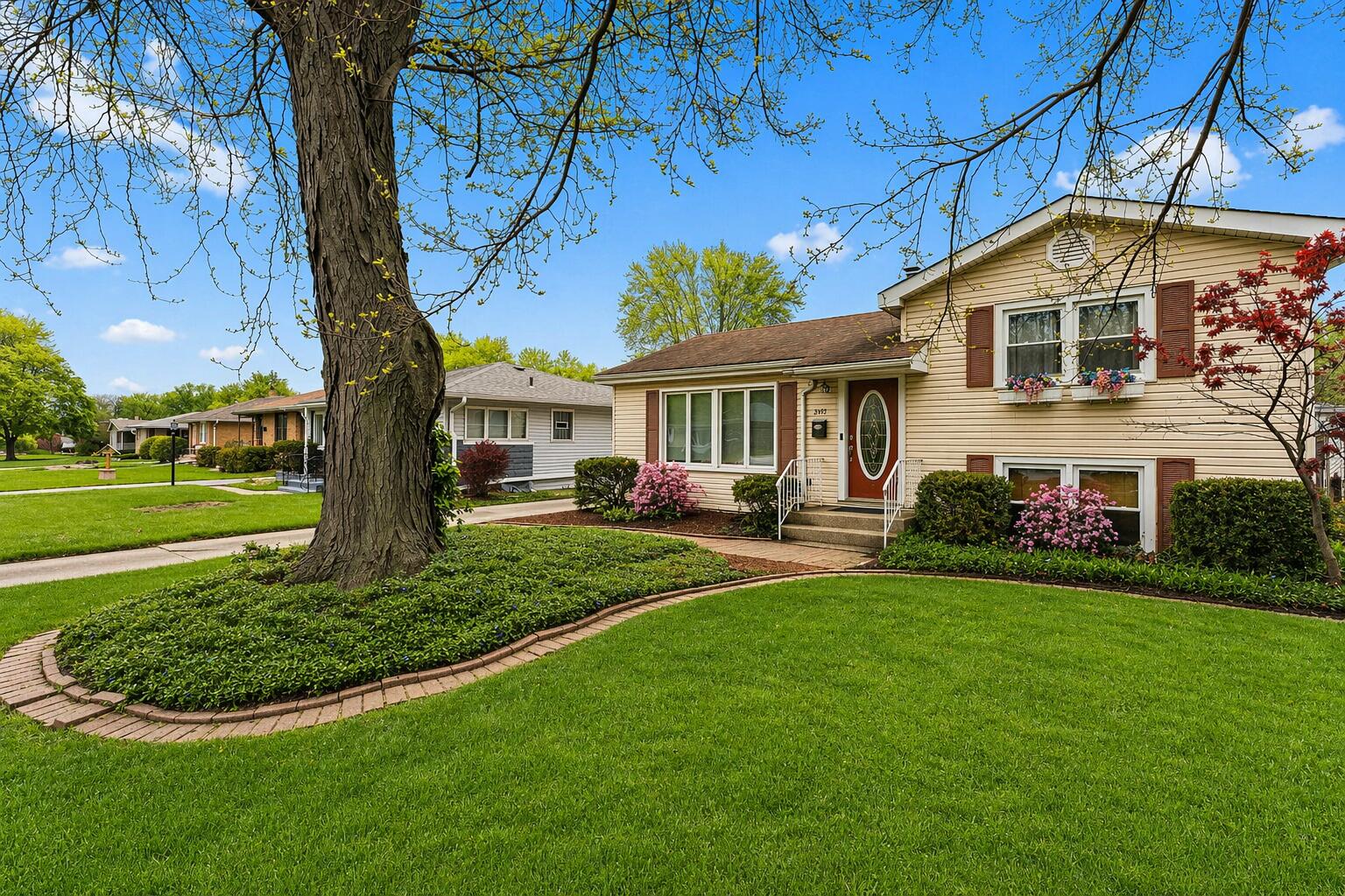 8341 Kooy Drive, Munster, IN 46321; Image #24