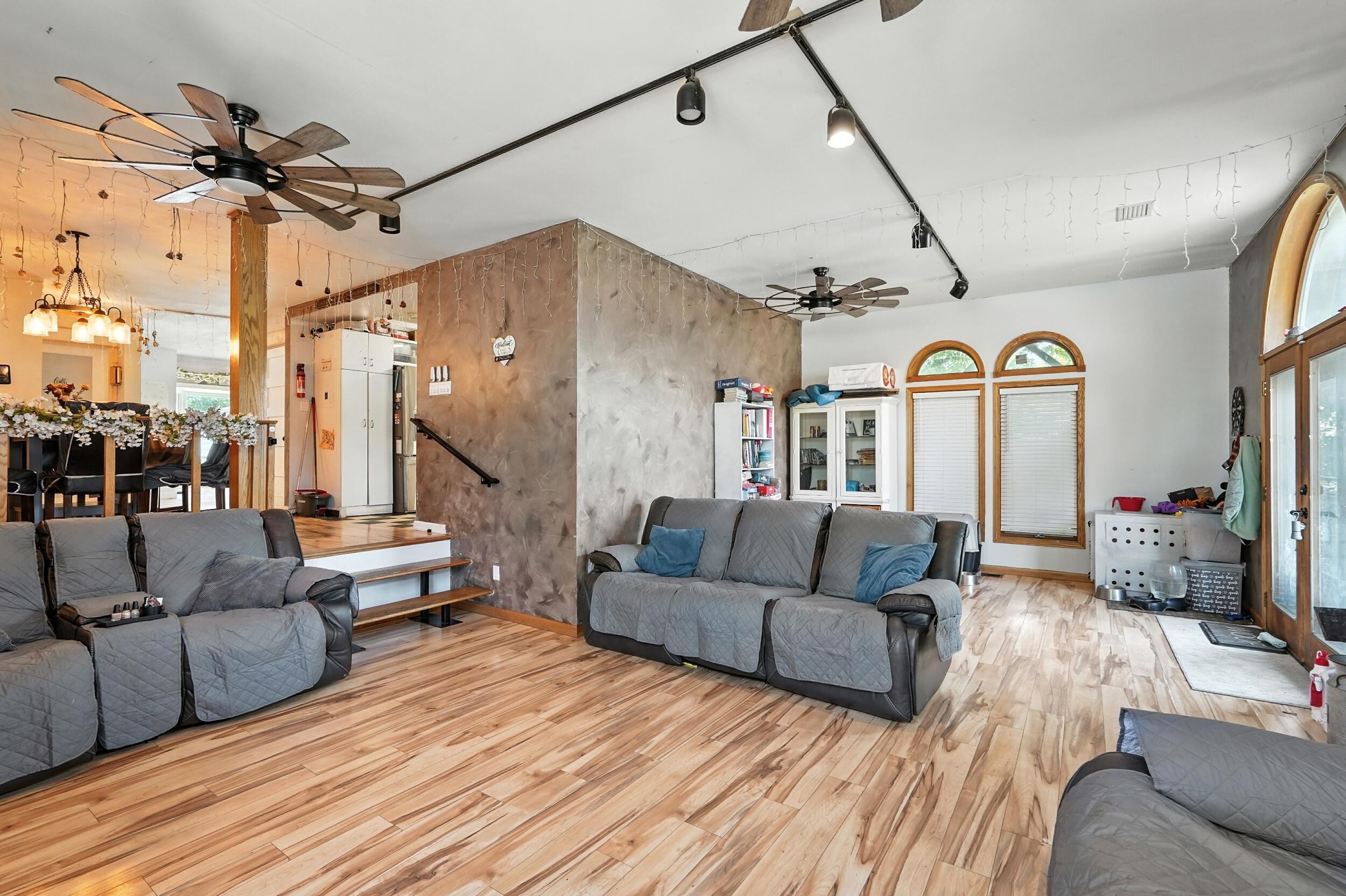 7130 Grand Avenue, Hammond, IN 46323; Image #12