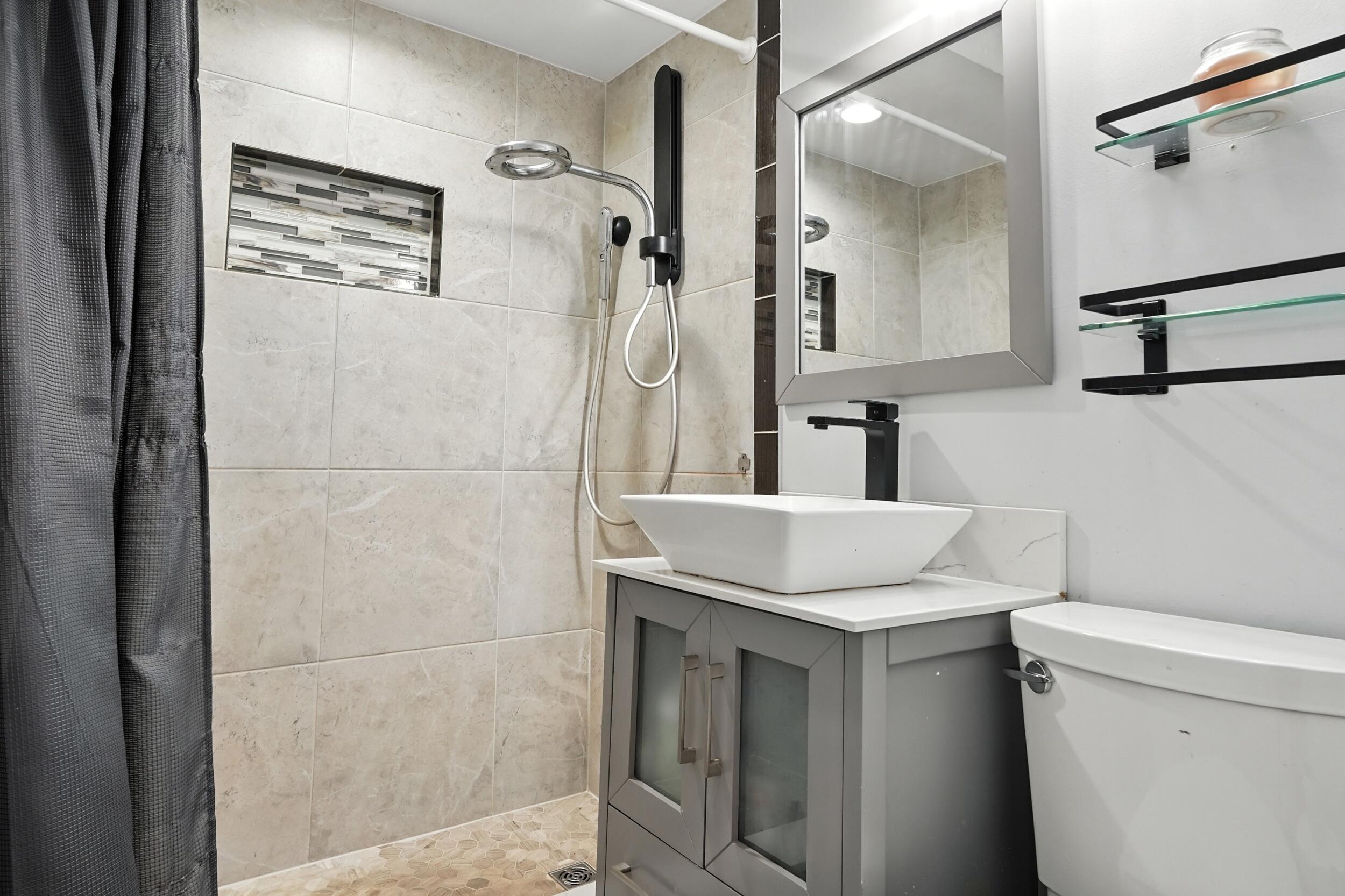 7130 Grand Avenue, Hammond, IN 46323; Image #14