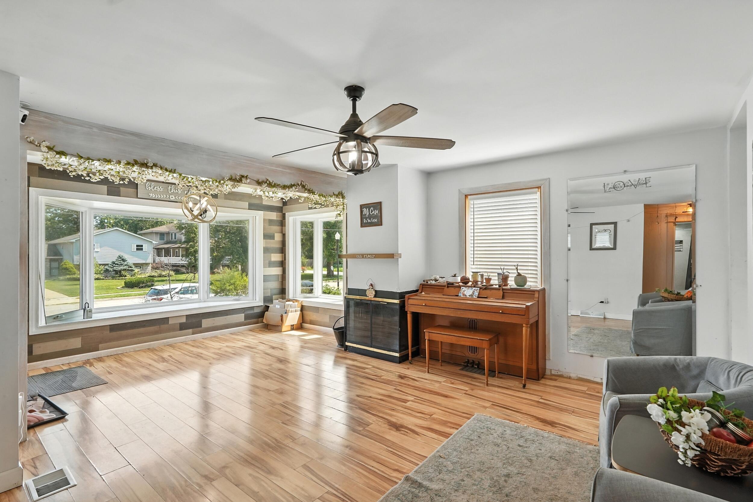 7130 Grand Avenue, Hammond, IN 46323; Image #6