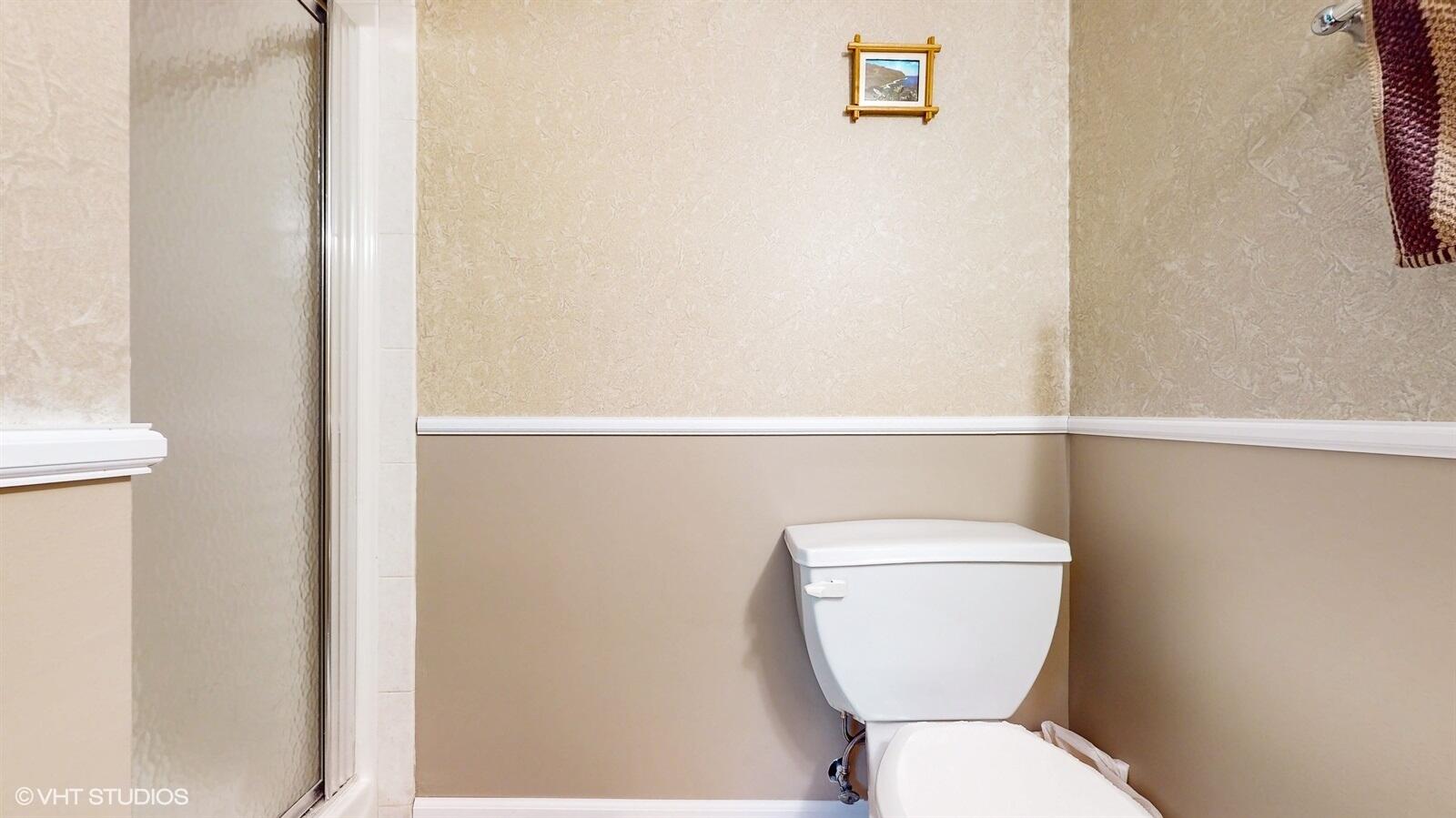 8844 Oakwood Avenue, Munster, IN 46321; Image #10
