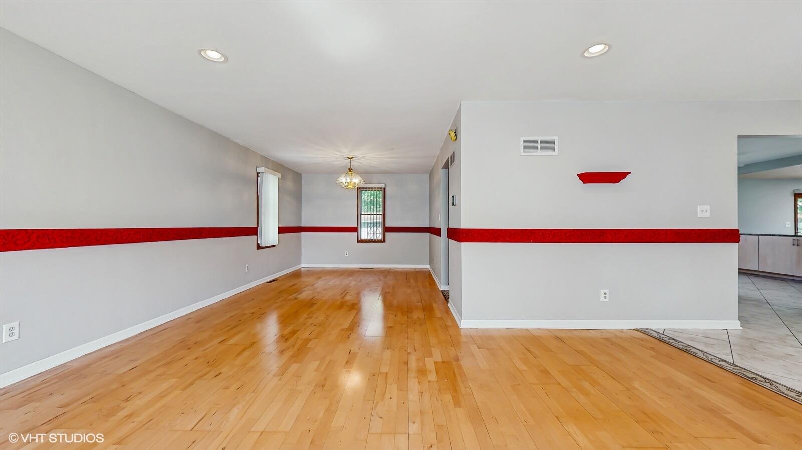 8844 Oakwood Avenue, Munster, IN 46321; Image #26