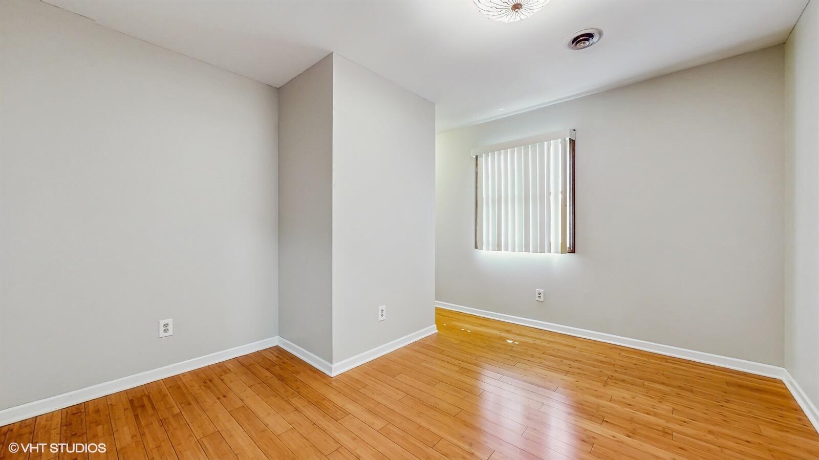 8844 Oakwood Avenue, Munster, IN 46321; Image #32