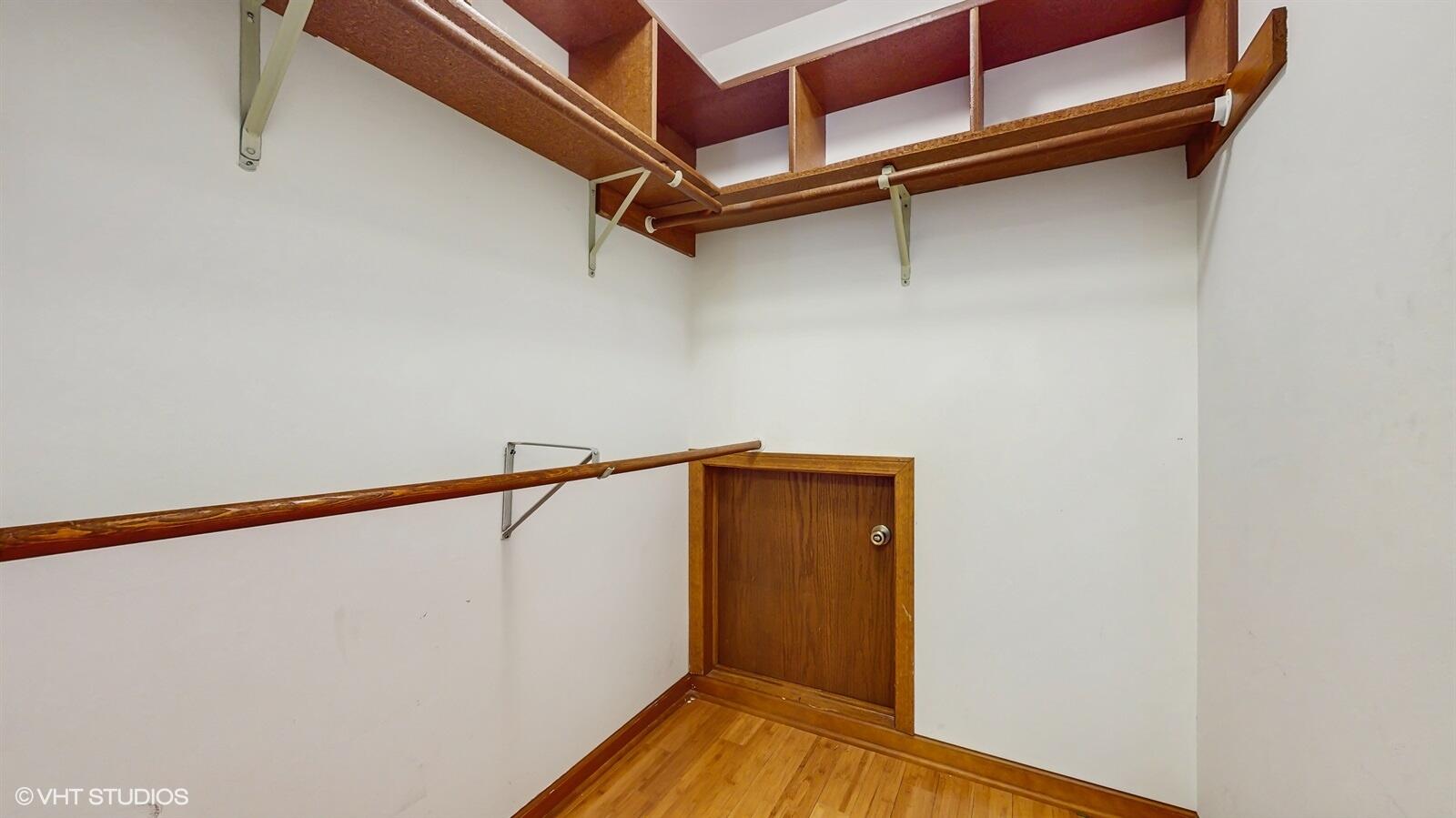 8844 Oakwood Avenue, Munster, IN 46321; Image #34