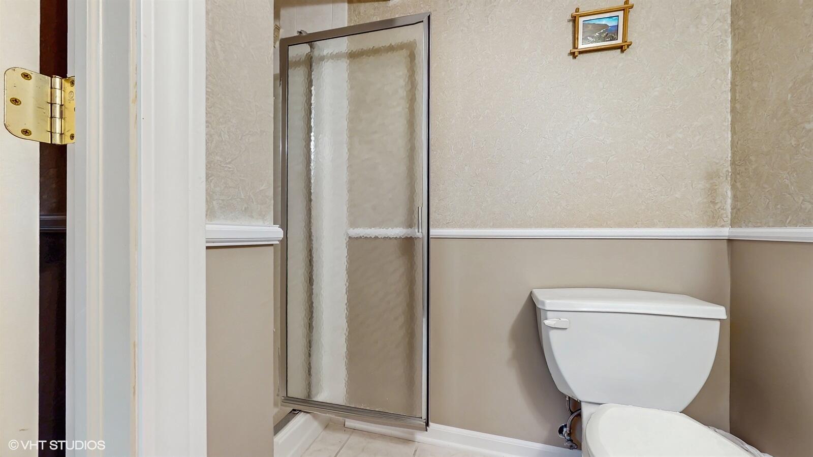 8844 Oakwood Avenue, Munster, IN 46321; Image #41