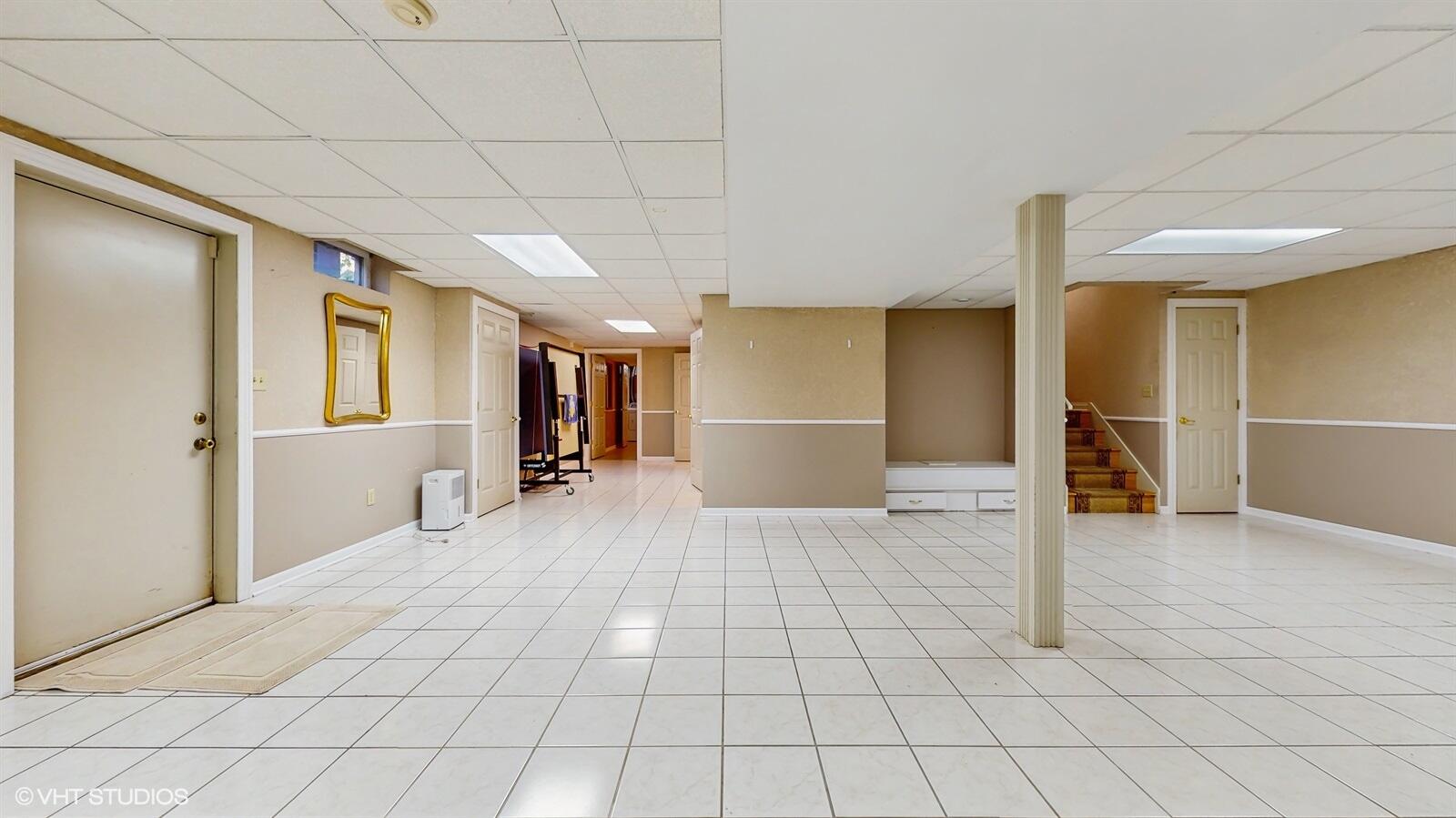 8844 Oakwood Avenue, Munster, IN 46321; Image #5