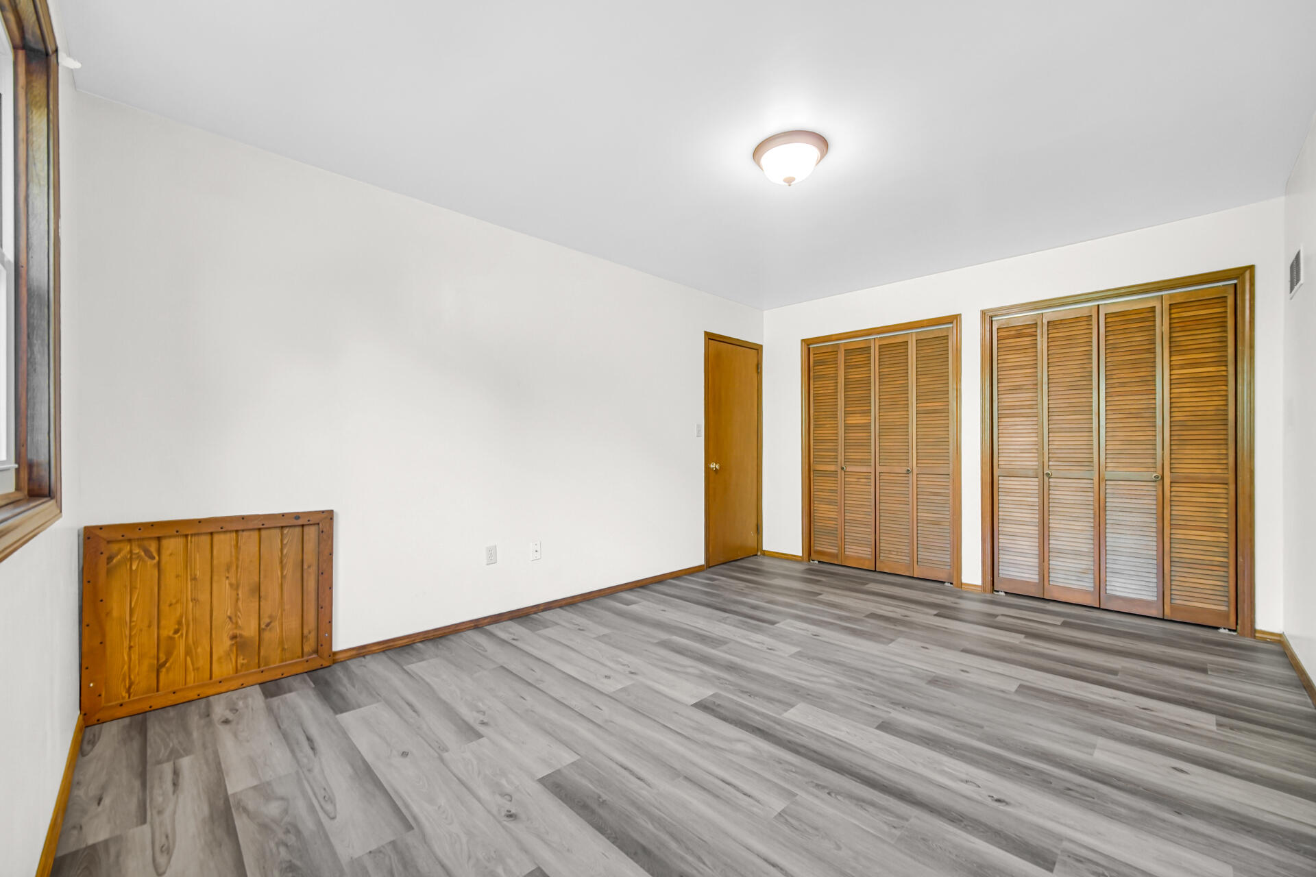 1003 S 150 W, Kouts, IN 46347; Image #11