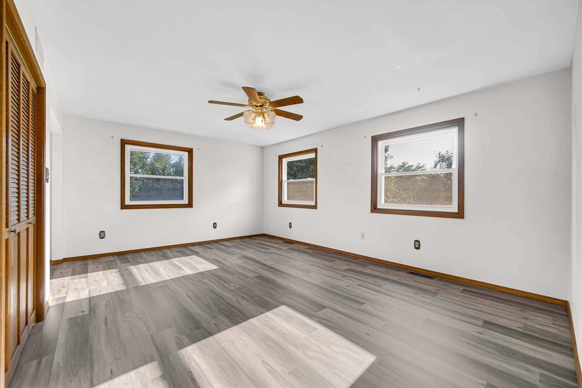 1003 S 150 W, Kouts, IN 46347; Image #12