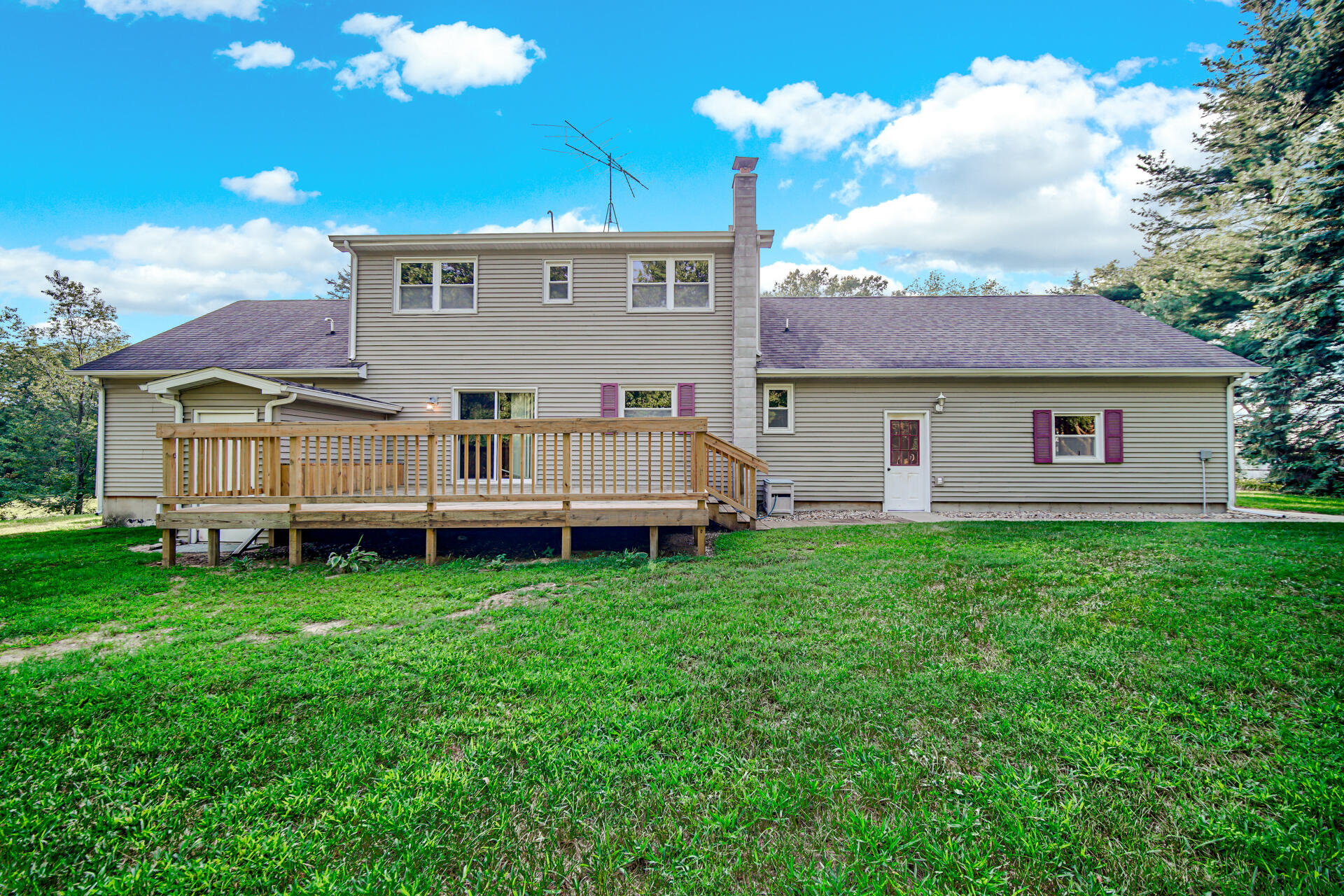 1003 S 150 W, Kouts, IN 46347; Image #30
