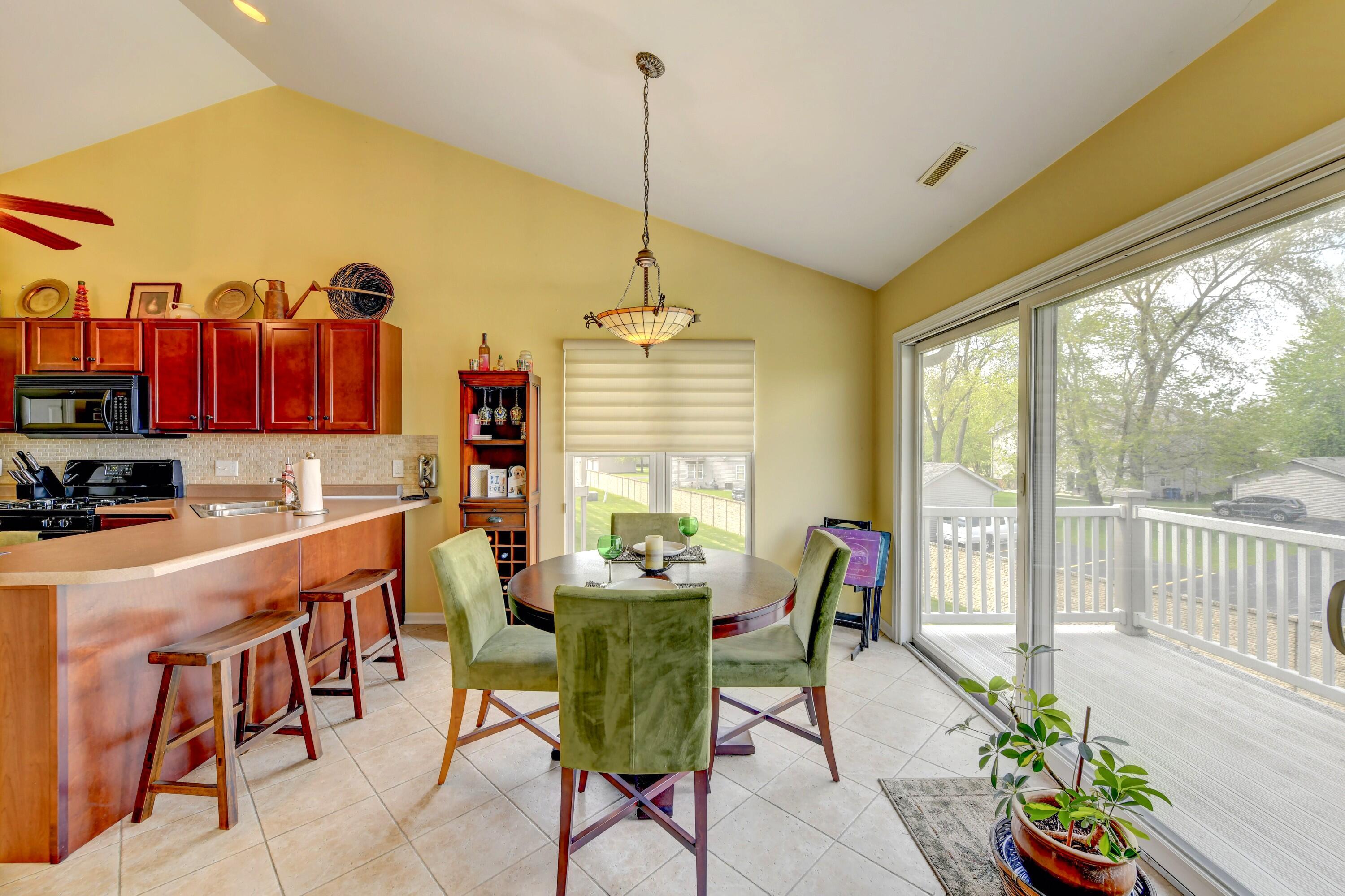 1042 Lakewood Court, Schererville, IN 46375; Image #7