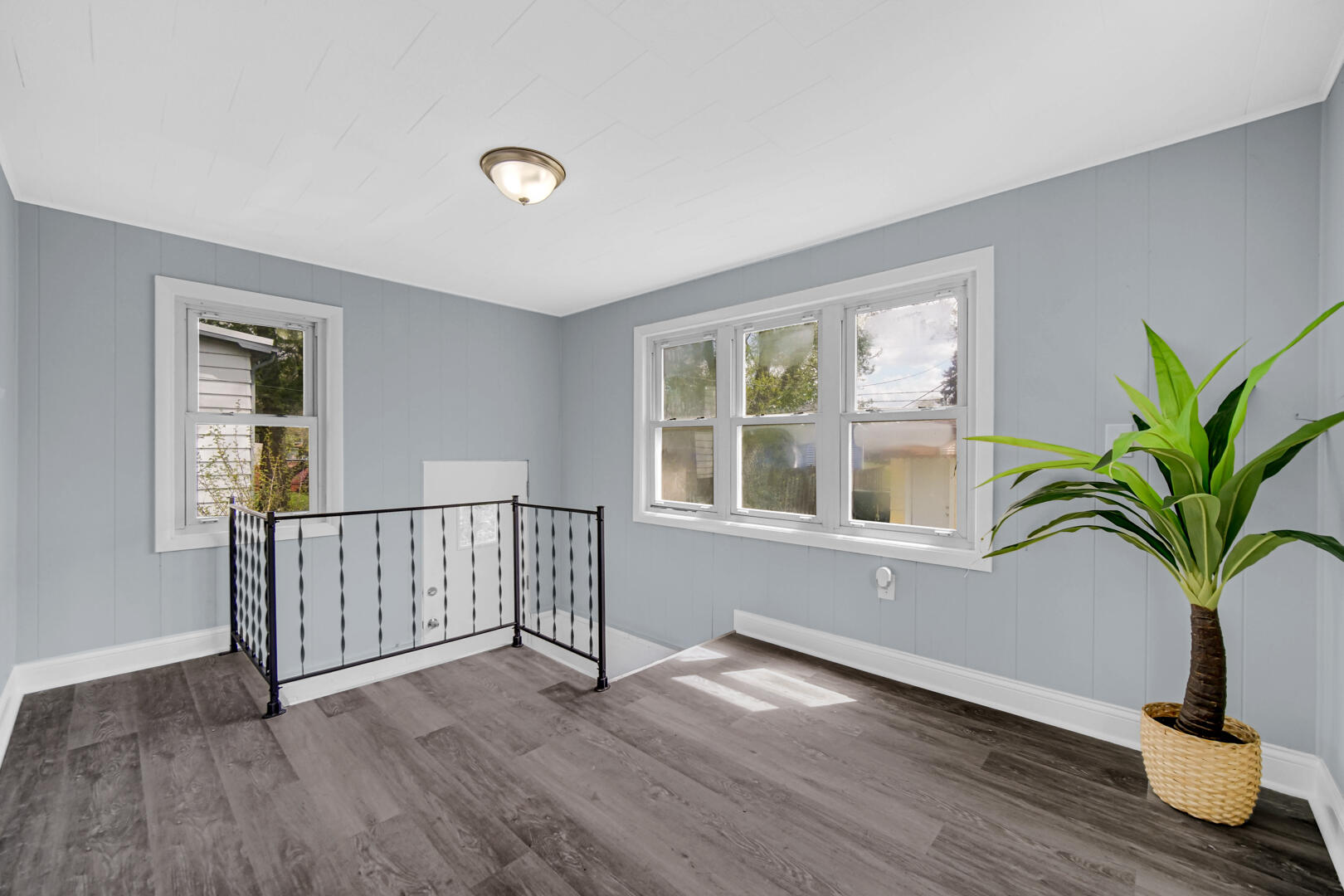 648 Stewart Court, Whiting, IN 46394; Image #14