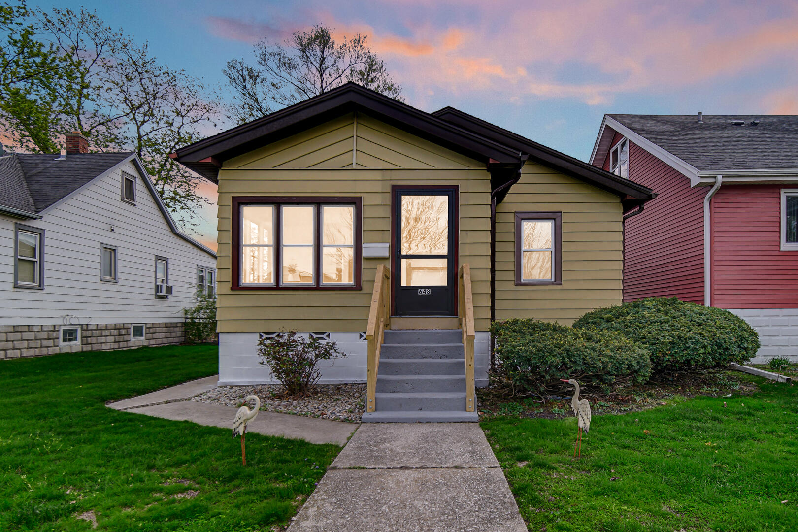 648 Stewart Court, Whiting, IN 46394; Image #2