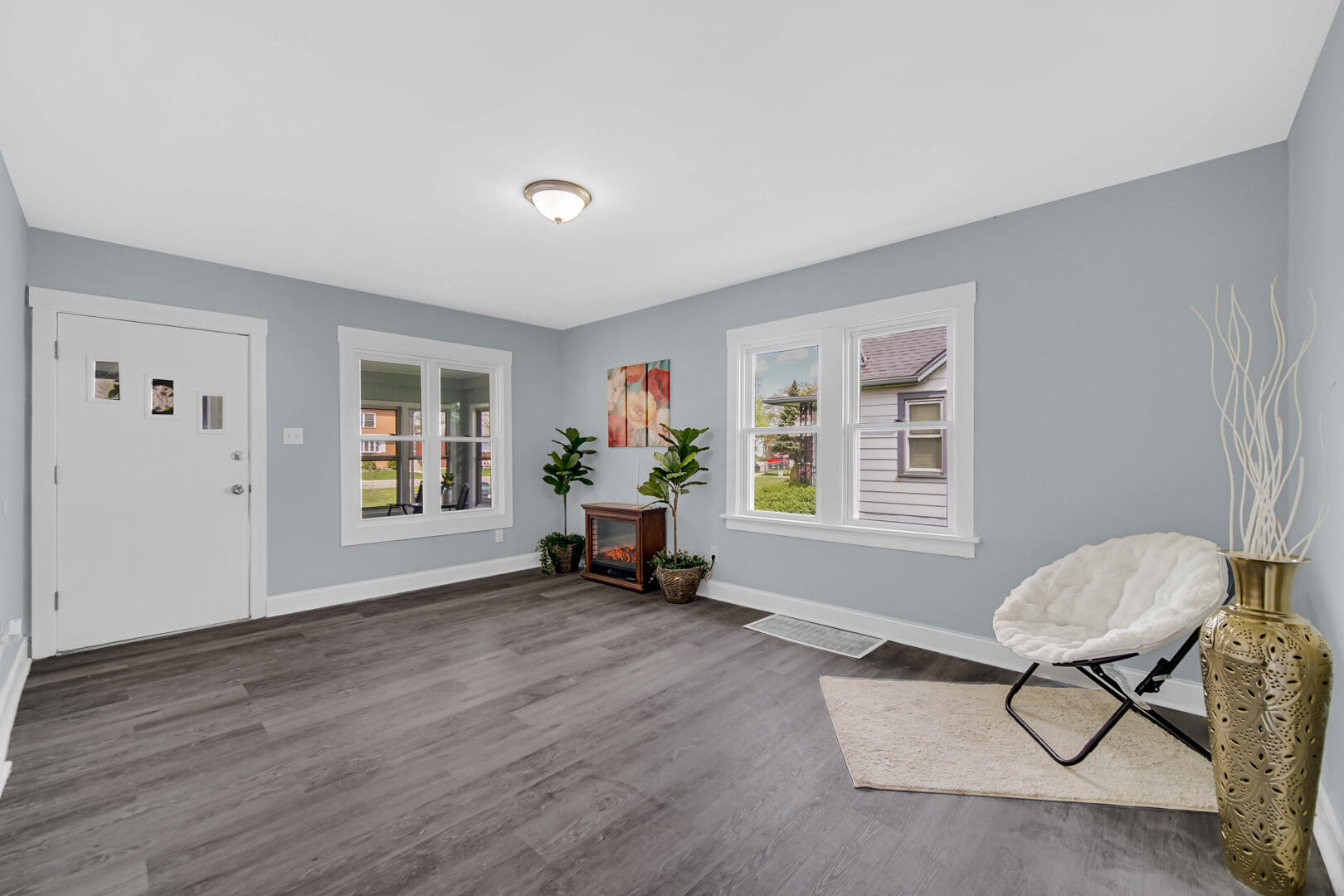 648 Stewart Court, Whiting, IN 46394; Image #9