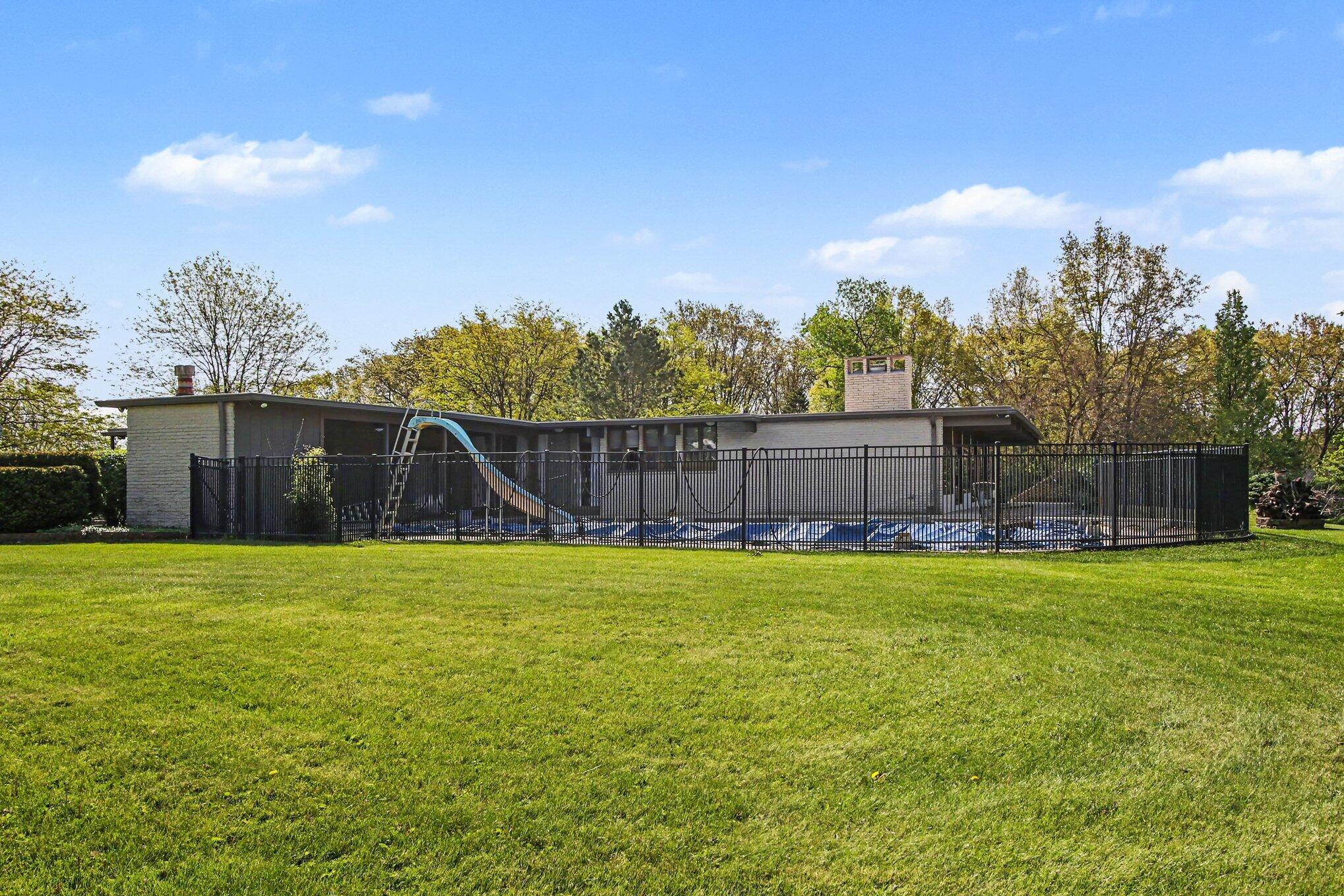 102 Sylvan Drive, Valparaiso, IN 46385; Image #5