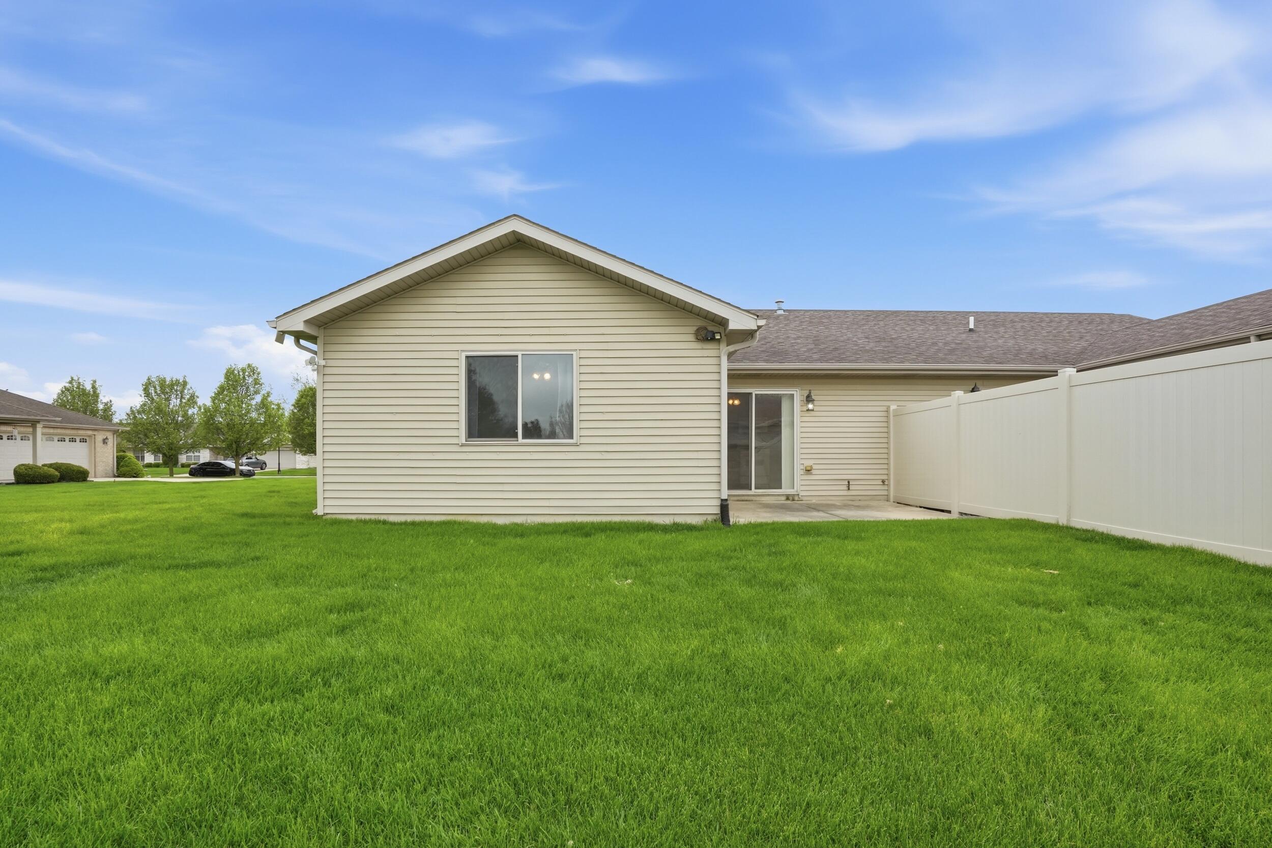 9831 Hart Street, St. John, IN 46373; Image #20
