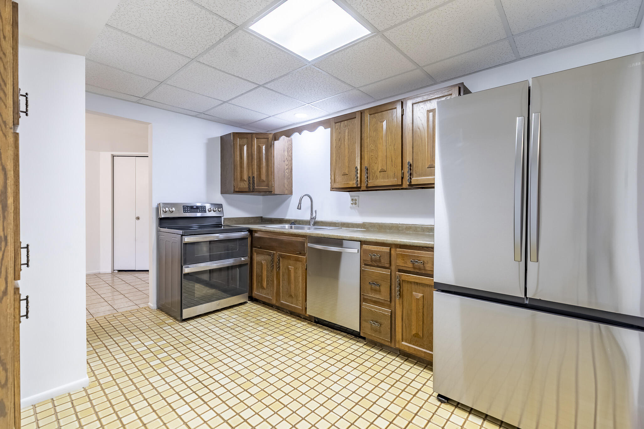 8750 Harrison Avenue, Munster, IN #211, 46321; Image #8
