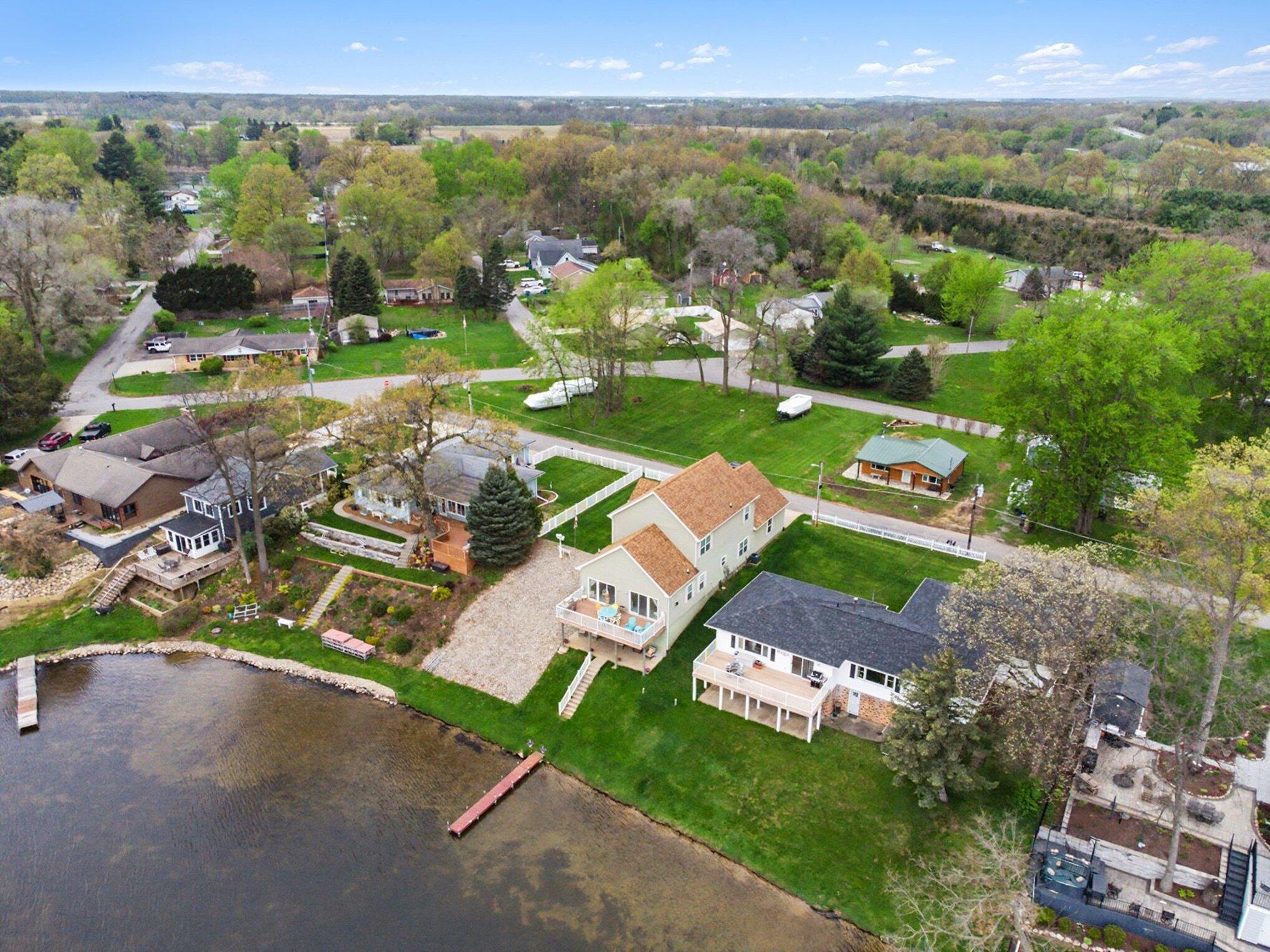 107 Lakeview Drive, Walkerton, IN #A, 46574; Image #2