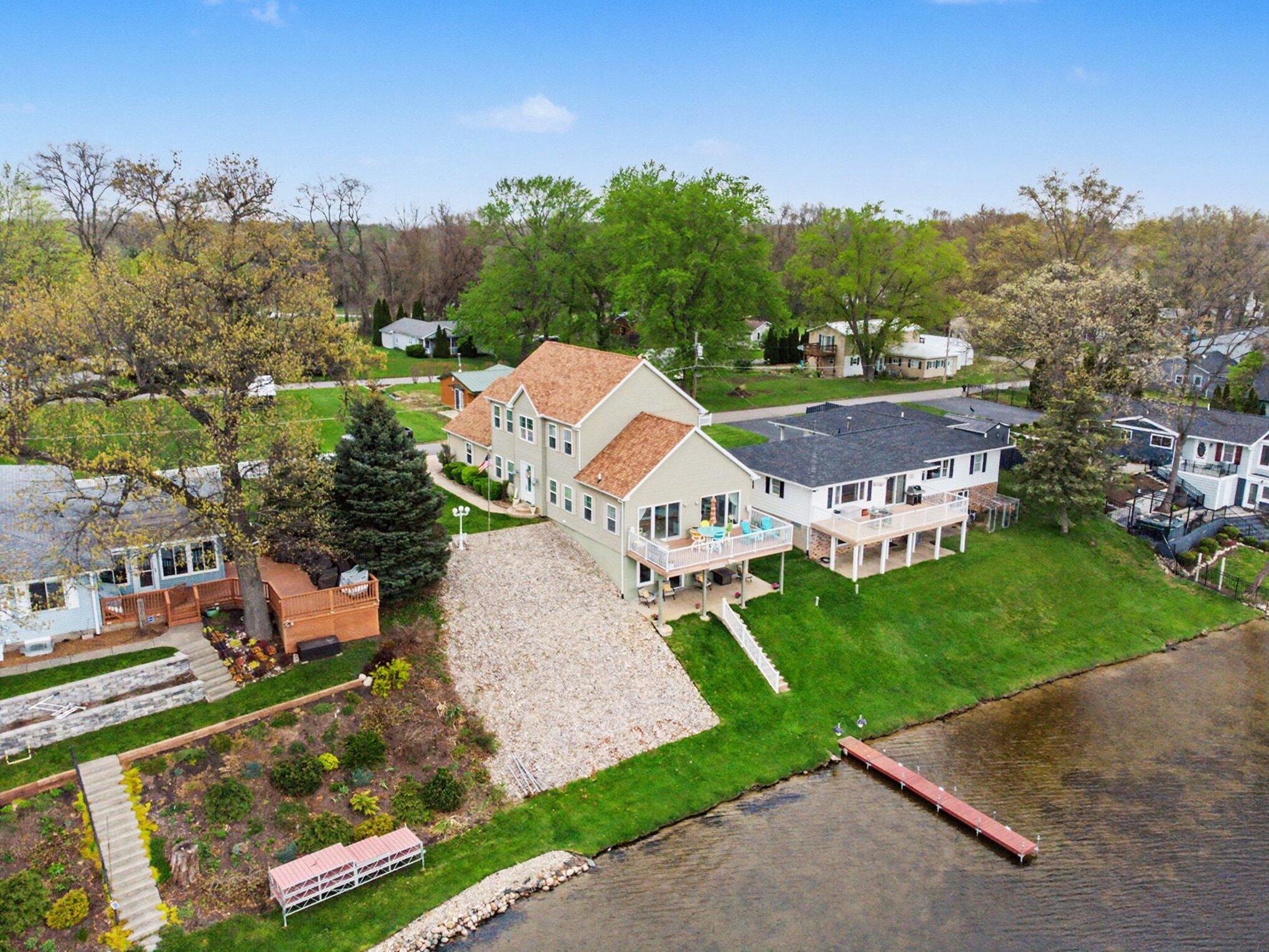 107 Lakeview Drive, Walkerton, IN #A, 46574; Image #3
